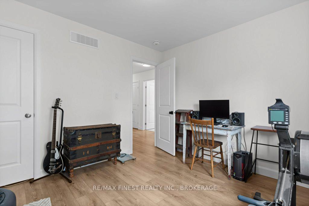 Photo 22 of 313 Pratt Drive, Loyalist, Amherstview — HOMEH
