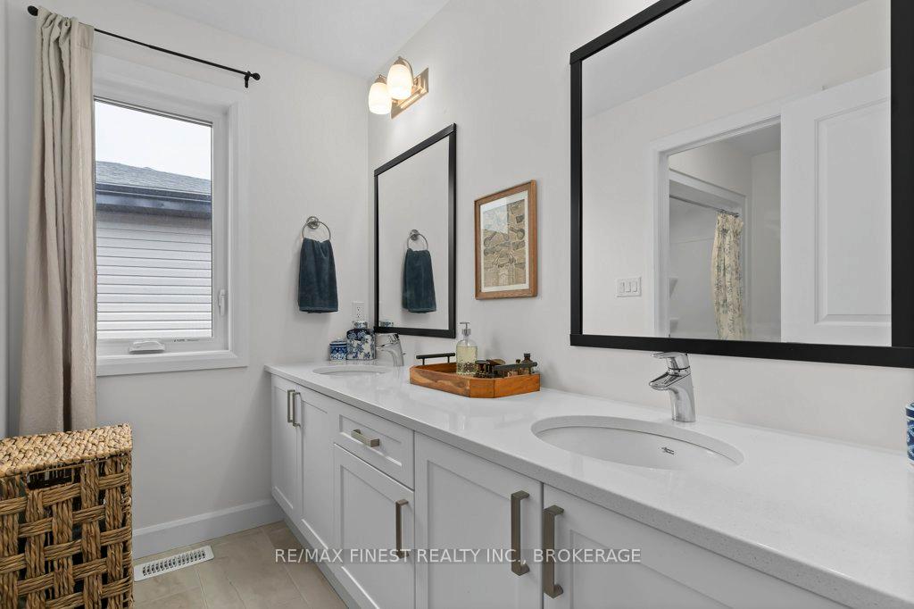 Photo 32 of 313 Pratt Drive, Loyalist, Amherstview — HOMEH