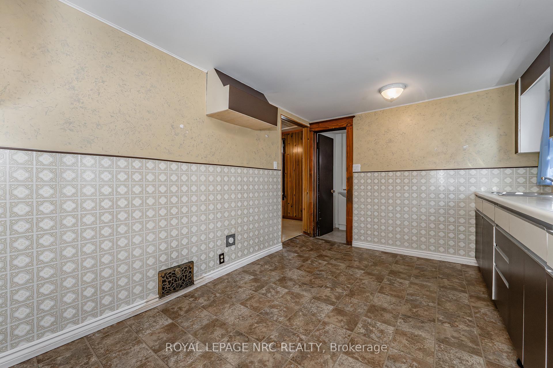Photo 18 of 217 Mitchell Street, Port Colborne, East Village — HOMEH