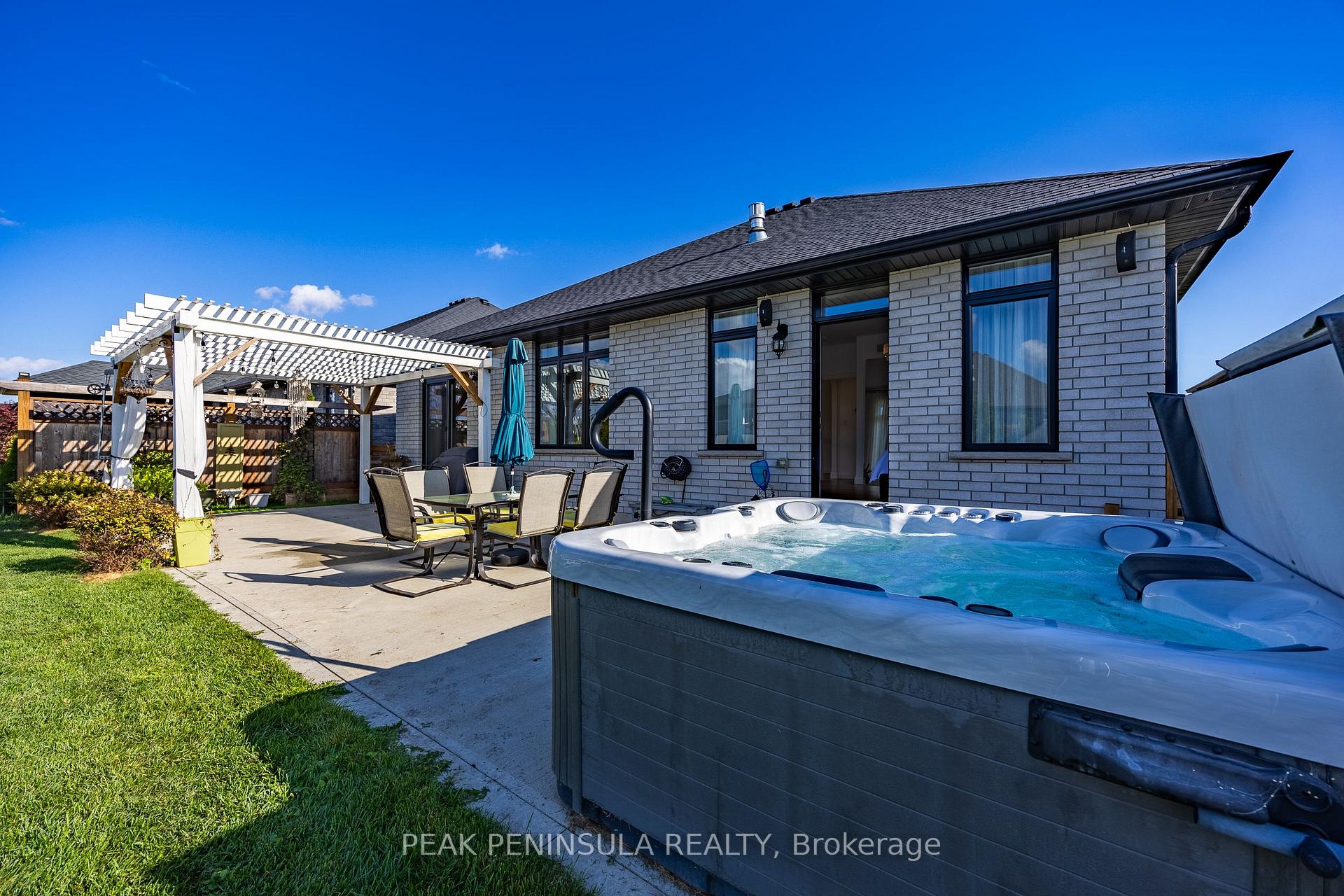 Photo 26 of 80 Backus Drive, Norfolk, Port Rowan — HOMEH