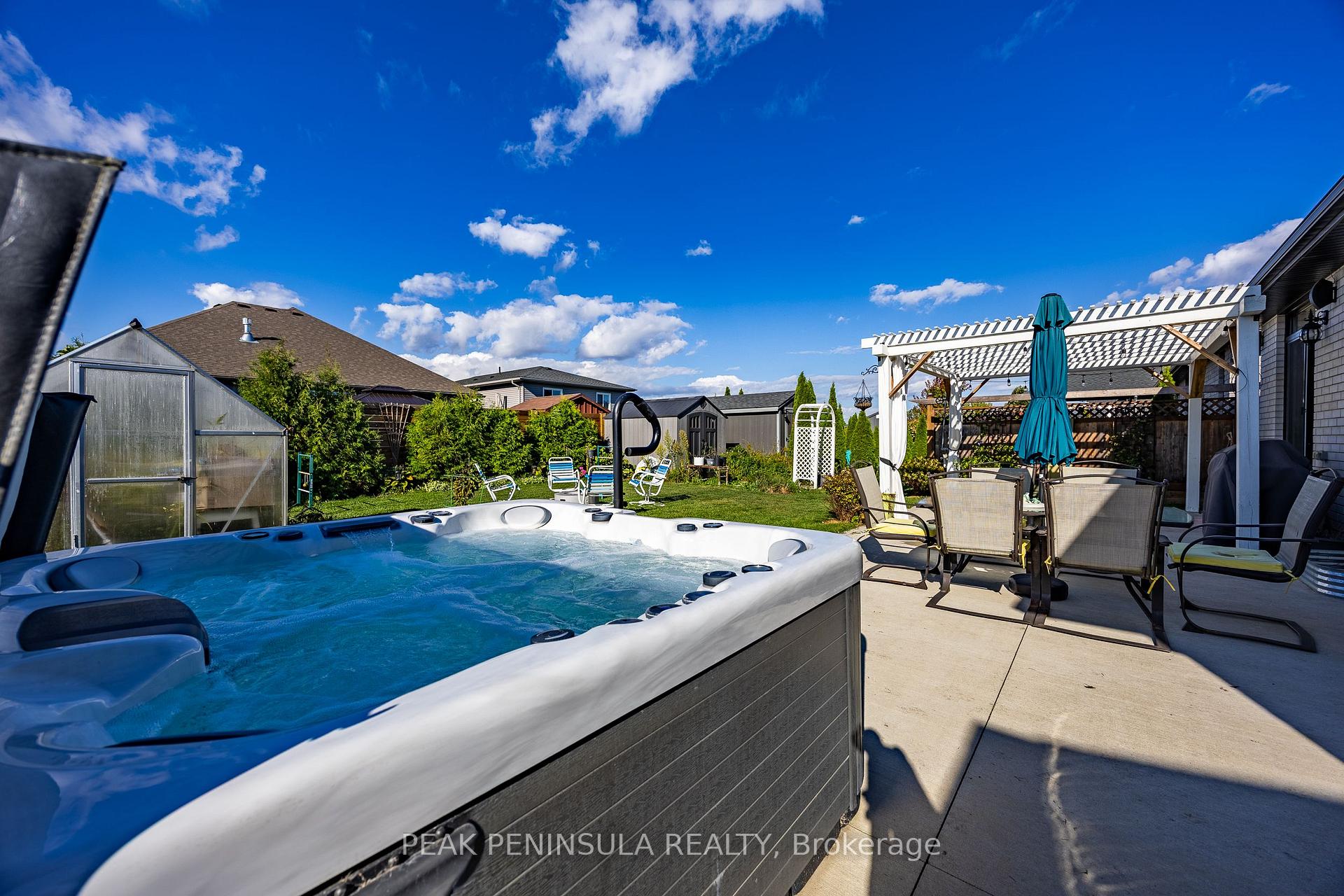 Photo 30 of 80 Backus Drive, Norfolk, Port Rowan — HOMEH