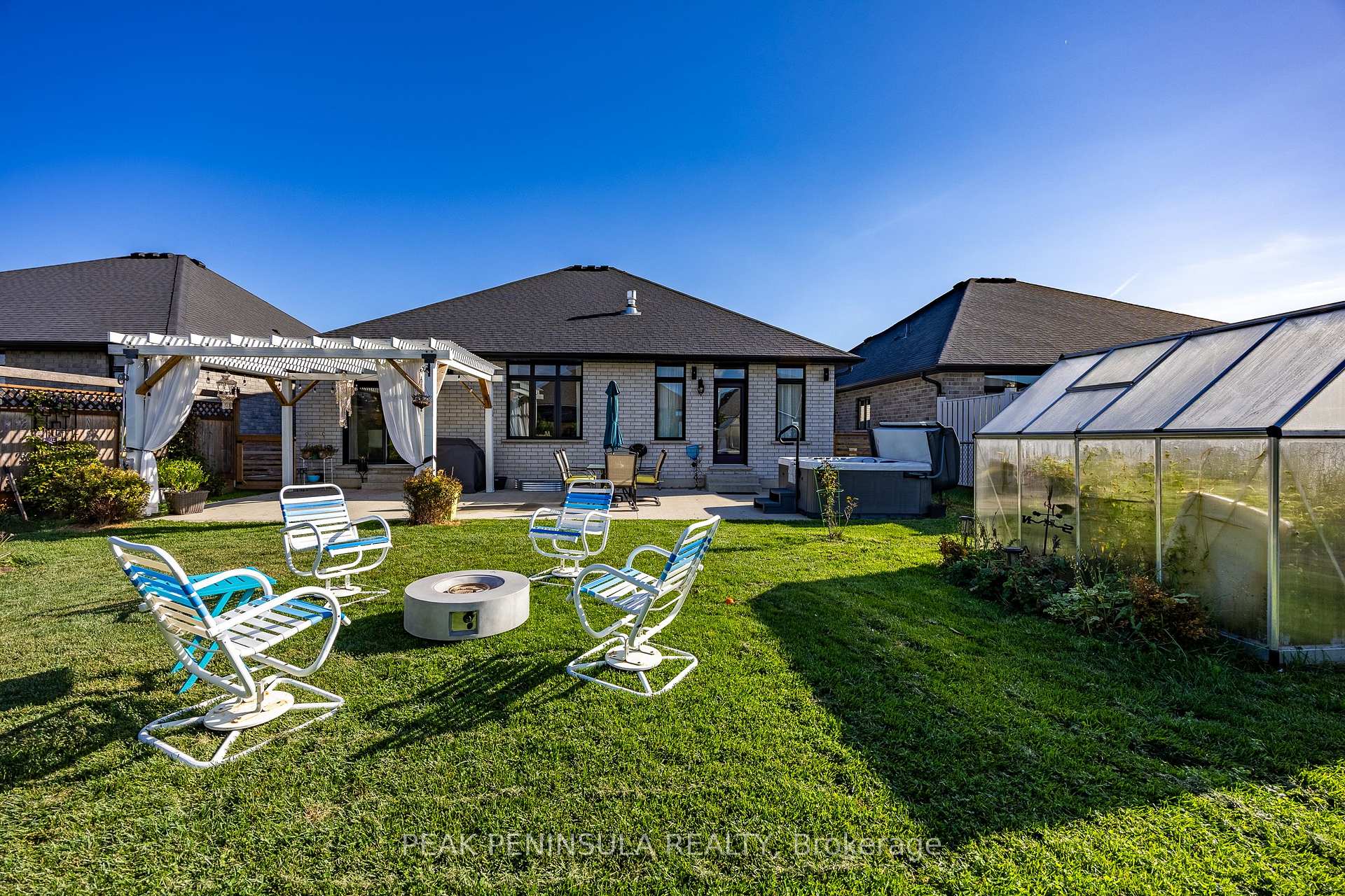 Photo 34 of 80 Backus Drive, Norfolk, Port Rowan — HOMEH