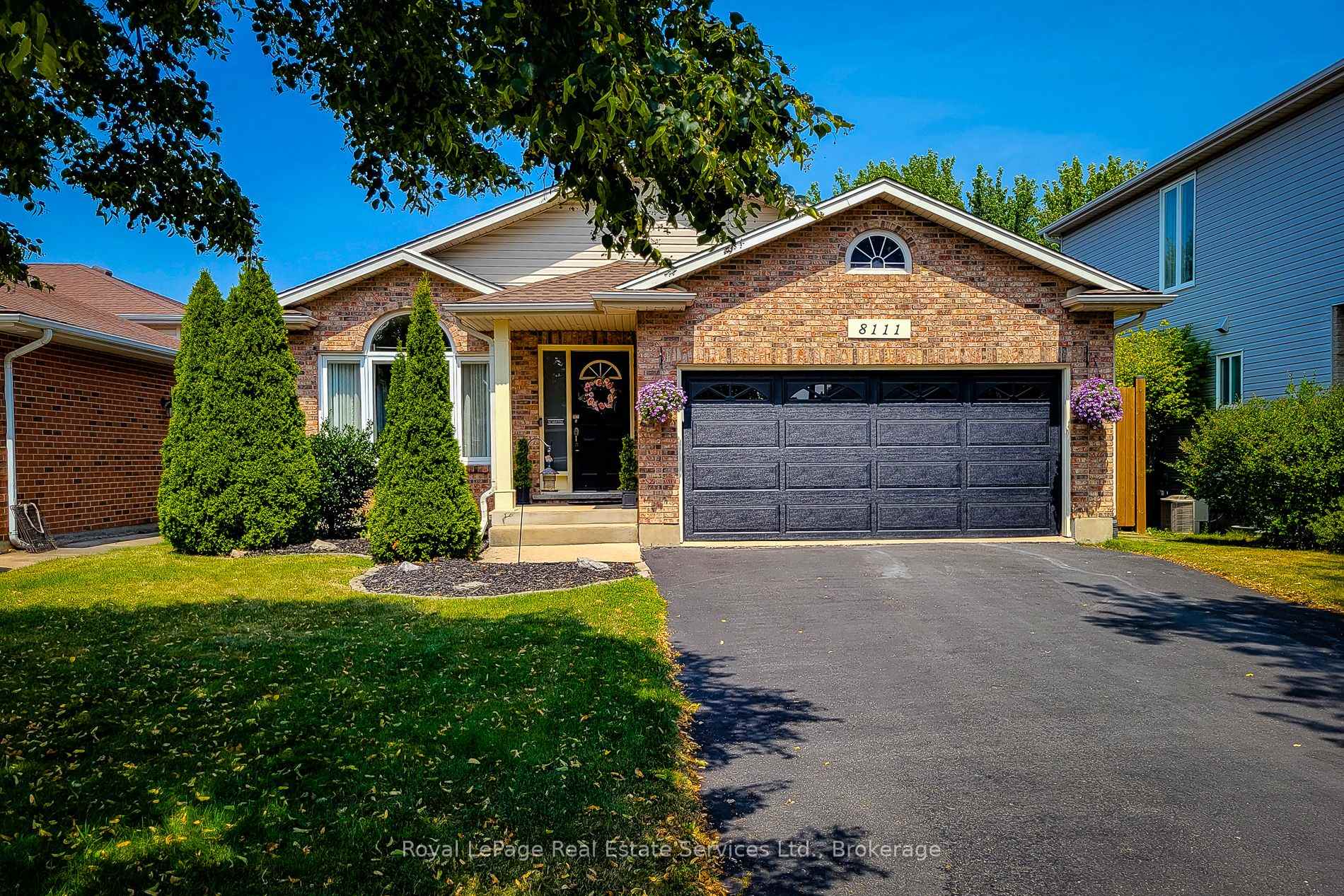 Front of 8111 Woodsview Crescent