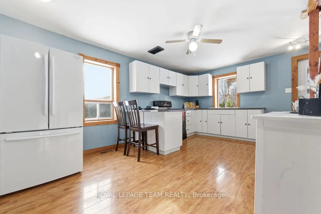 Photo 16 of 160 Burnstown Road, McNab/Braeside, Mcnab/Braeside Twps — HOMEH