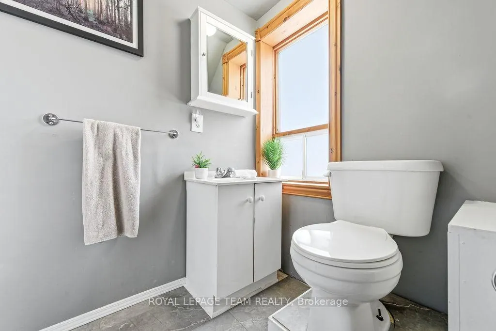Photo 24 of 160 Burnstown Road, McNab/Braeside, Mcnab/Braeside Twps — HOMEH