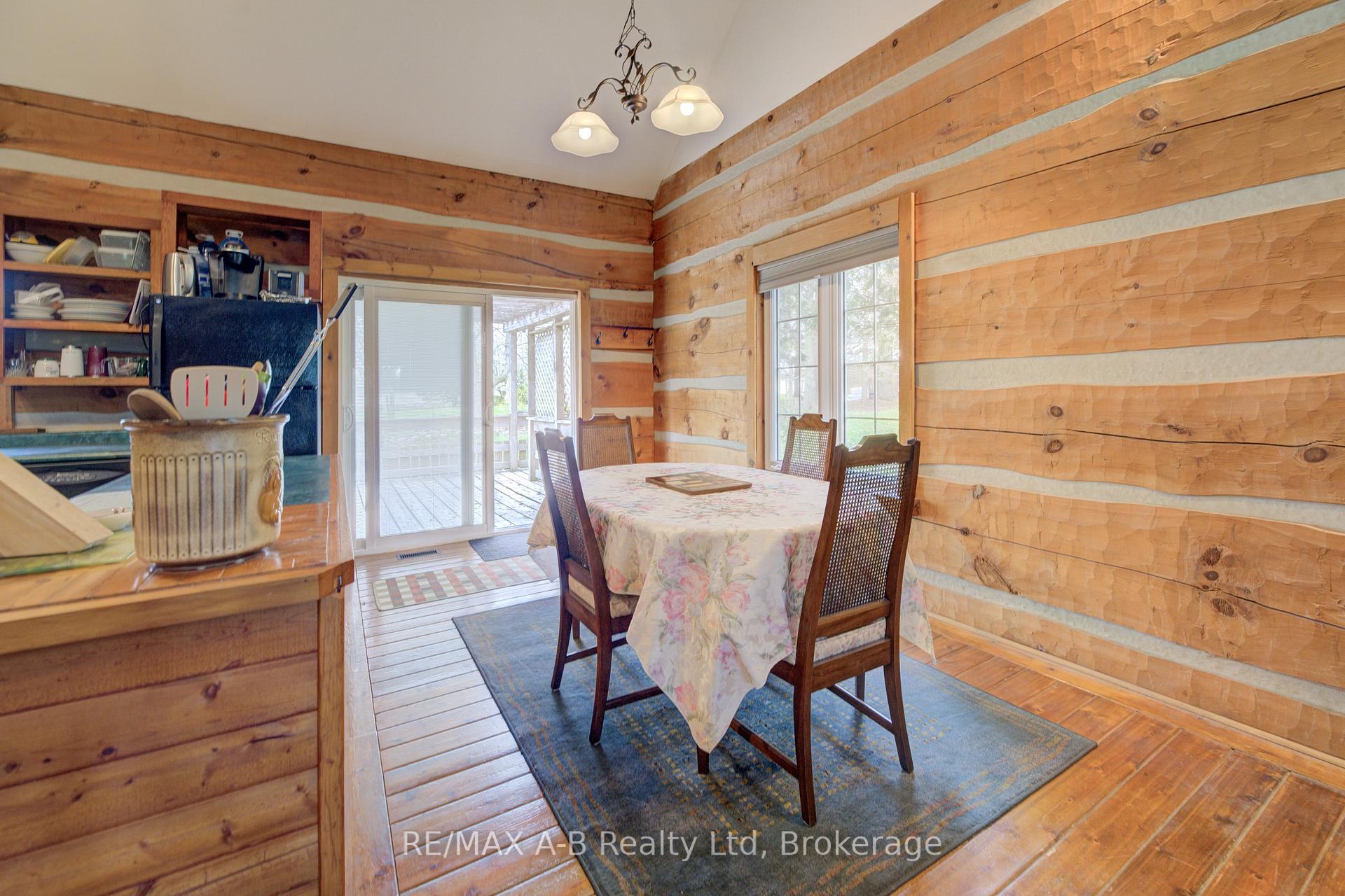 Photo 10 of 73187 Perth Road 183, Huron East, Tuckersmith — HOMEH