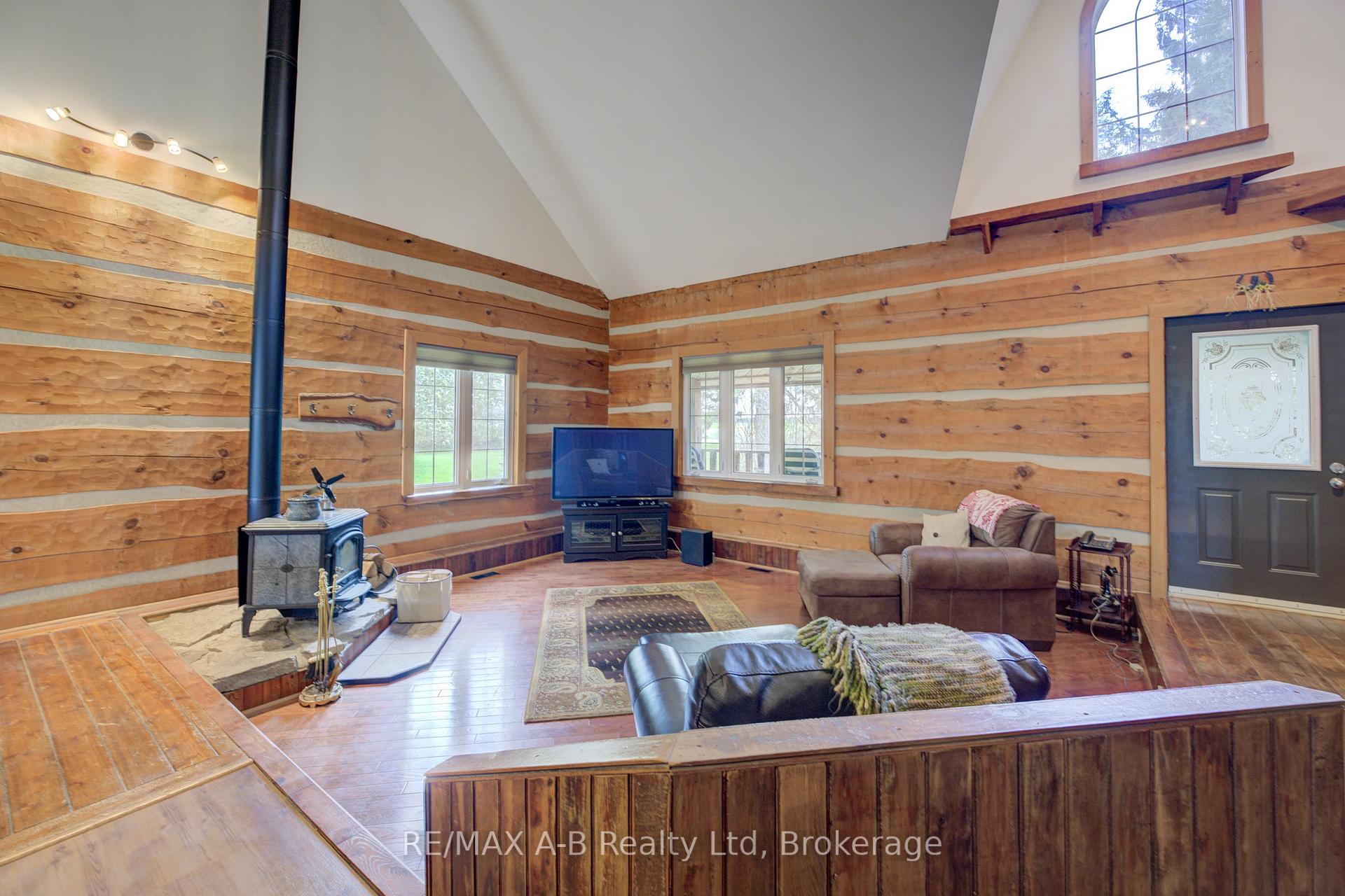 Photo 14 of 73187 Perth Road 183, Huron East, Tuckersmith — HOMEH