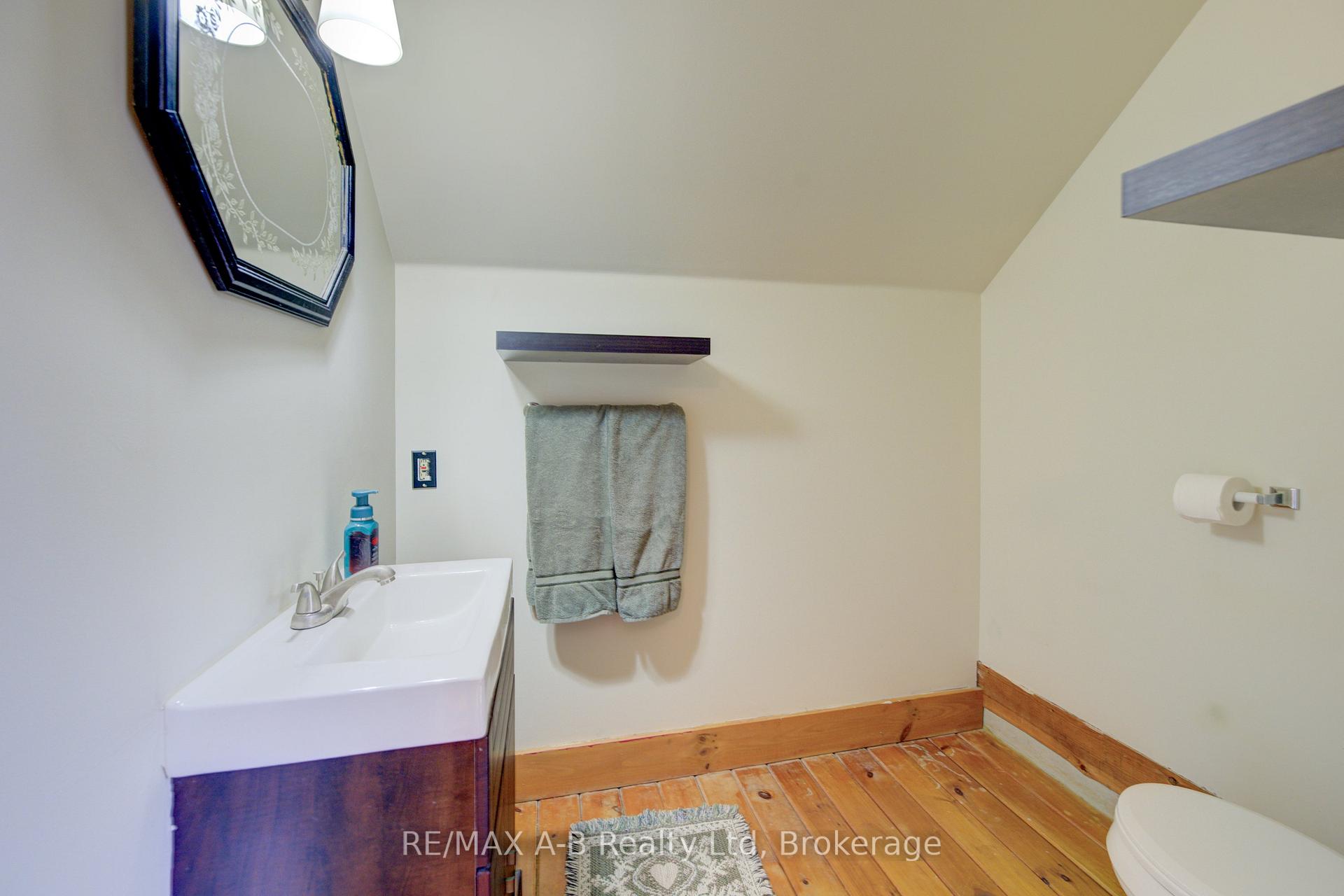 Photo 26 of 73187 Perth Road 183, Huron East, Tuckersmith — HOMEH