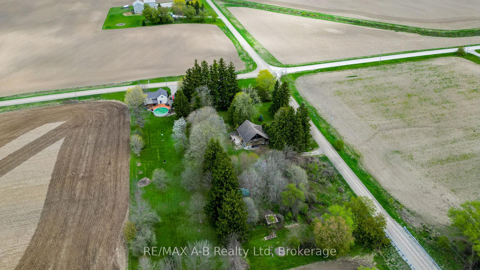 Photo 35 of 73187 Perth Road 183, Huron East, Tuckersmith — HOMEH