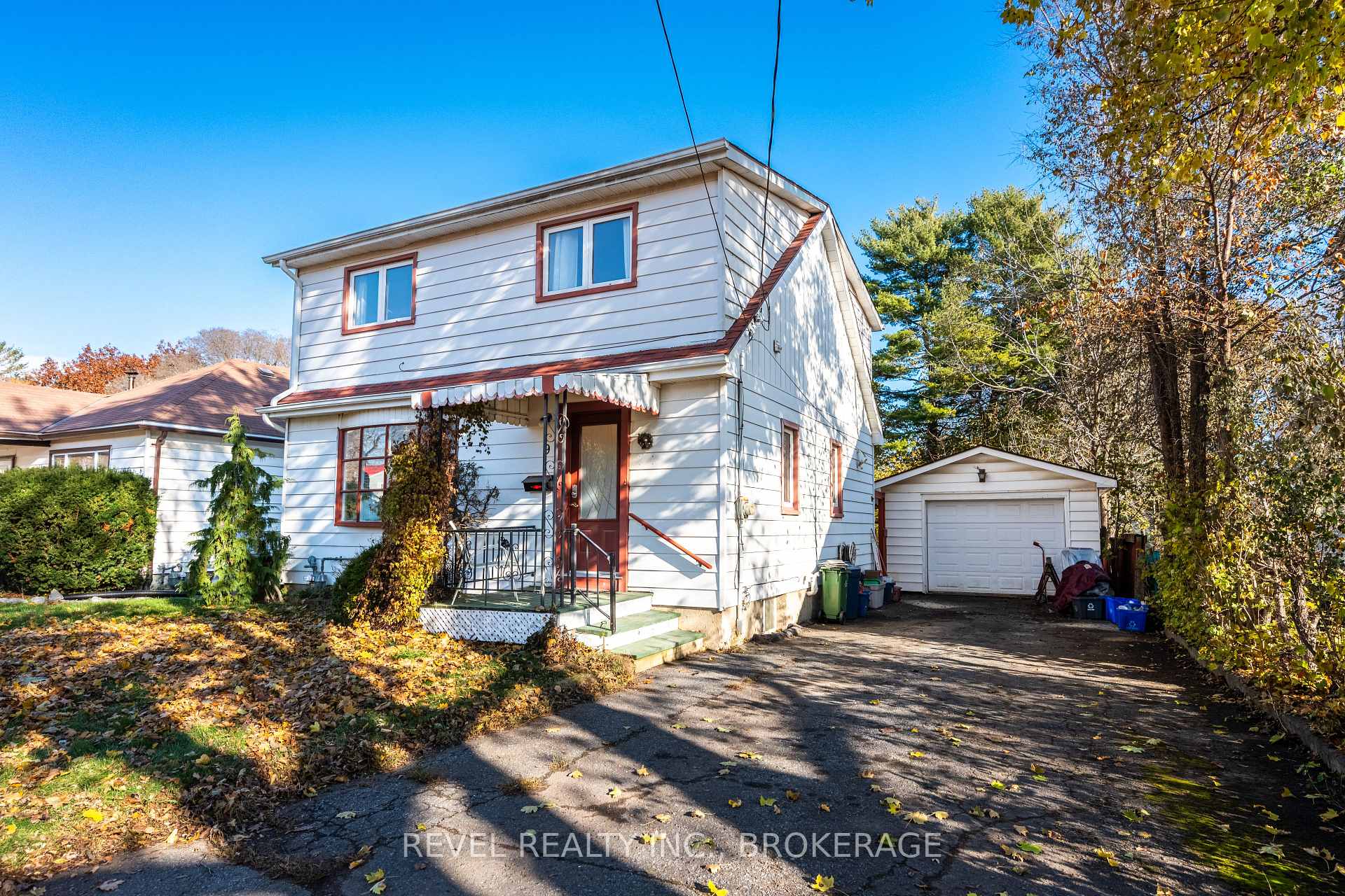 Photo 1 of 9 Hillcrest Avenue, Kingston, East of Sir John A. Blvd — HOMEH