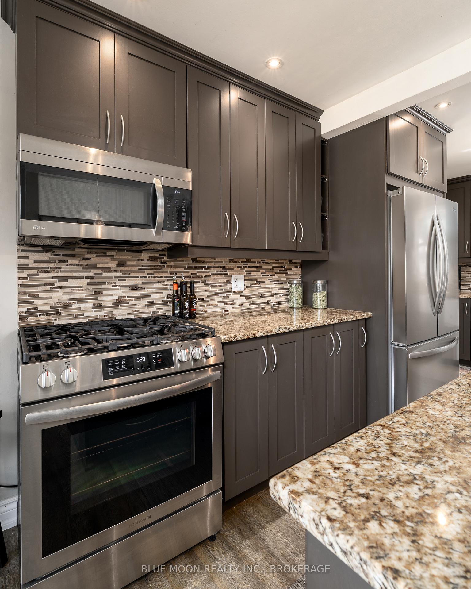 Photo 16 of 632 Love Road, Loyalist, Lennox and Addington - South — HOMEH