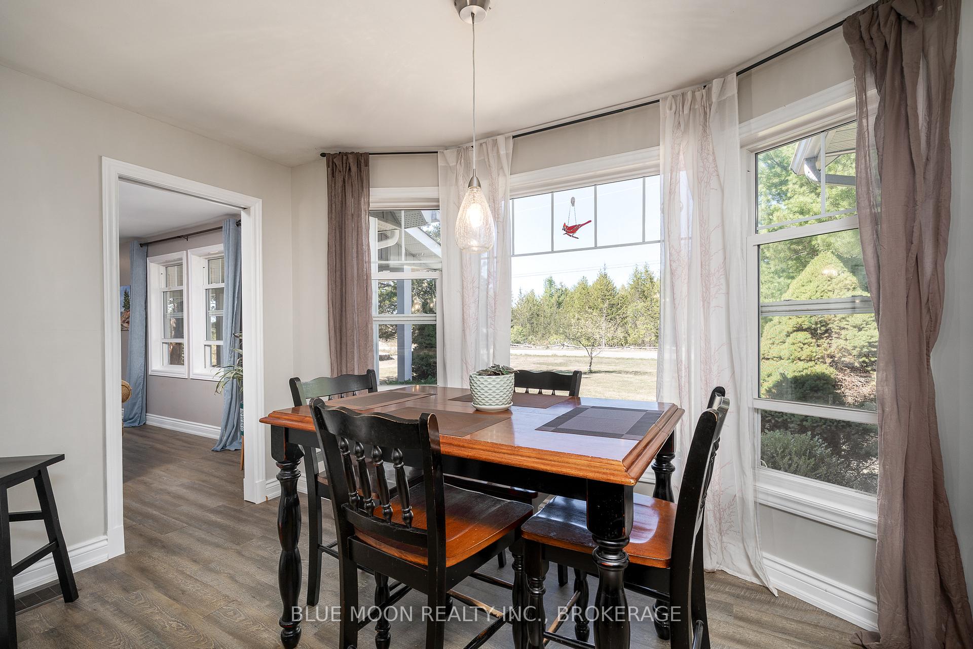 Photo 18 of 632 Love Road, Loyalist, Lennox and Addington - South — HOMEH