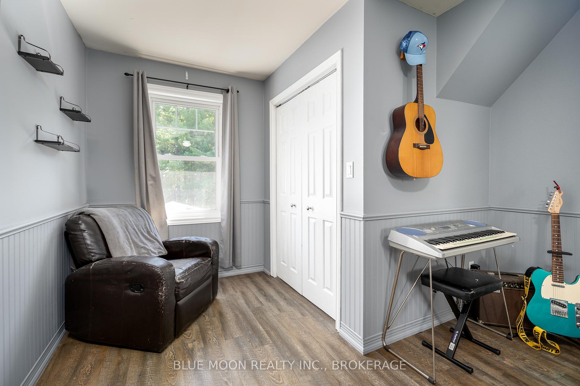 Photo 27 of 632 Love Road, Loyalist, Lennox and Addington - South — HOMEH