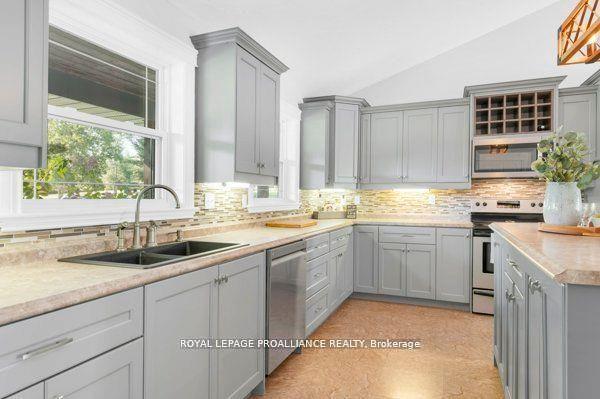 Photo 5 of 217 Scriver Road, Brighton, Rural Brighton — HOMEH