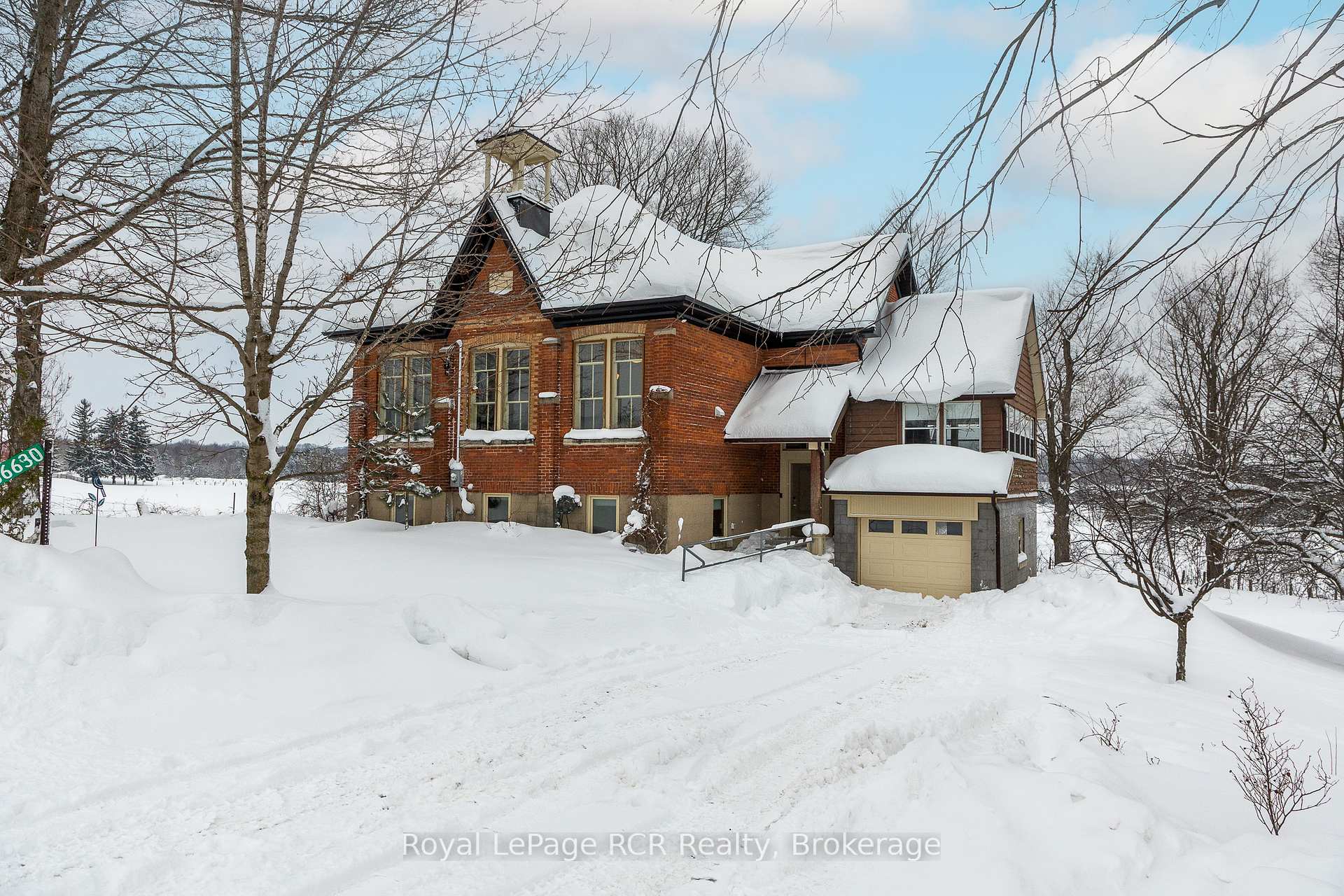 Front of 136630 Grey Road 12