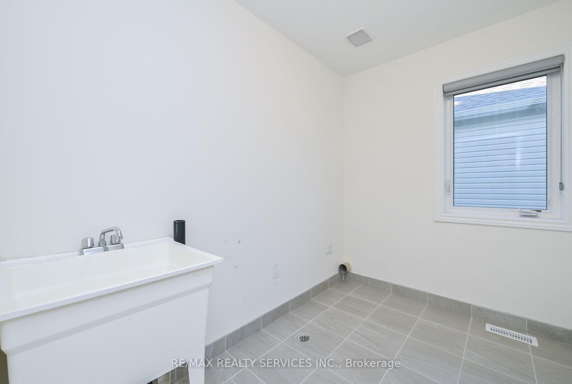 Photo 20 of 620 McMullen Street, Shelburne — HOMEH