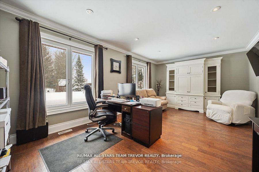Photo 20 of 346 Bennet Drive, King, King City — HOMEH