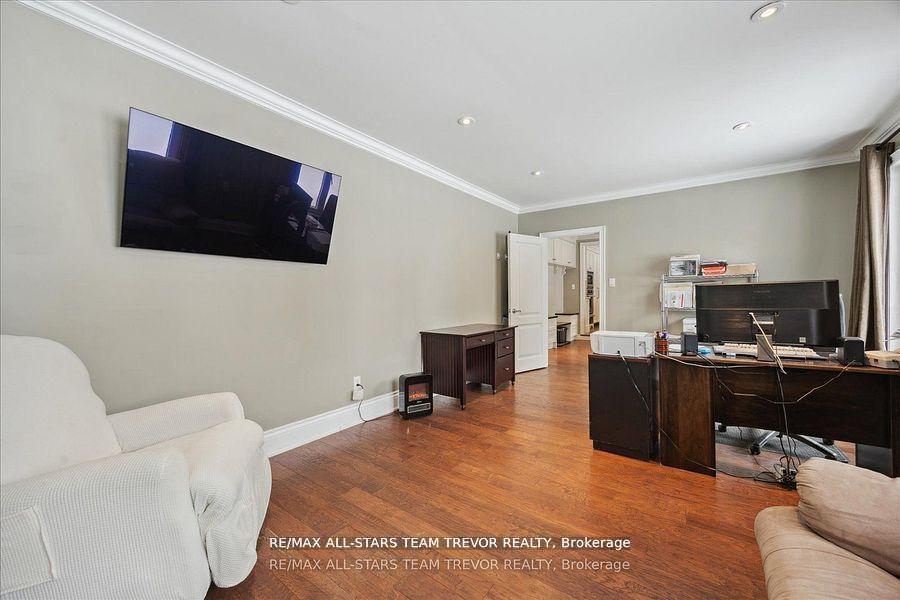 Photo 21 of 346 Bennet Drive, King, King City — HOMEH