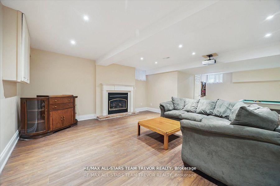 Photo 37 of 346 Bennet Drive, King, King City — HOMEH