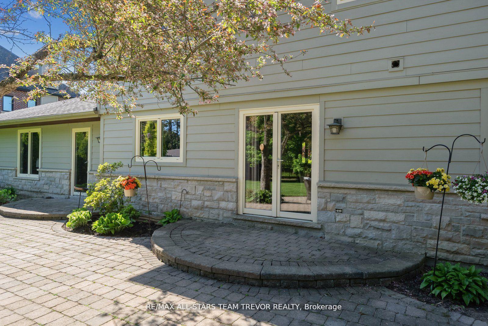 Photo 45 of 346 Bennet Drive, King, King City — HOMEH