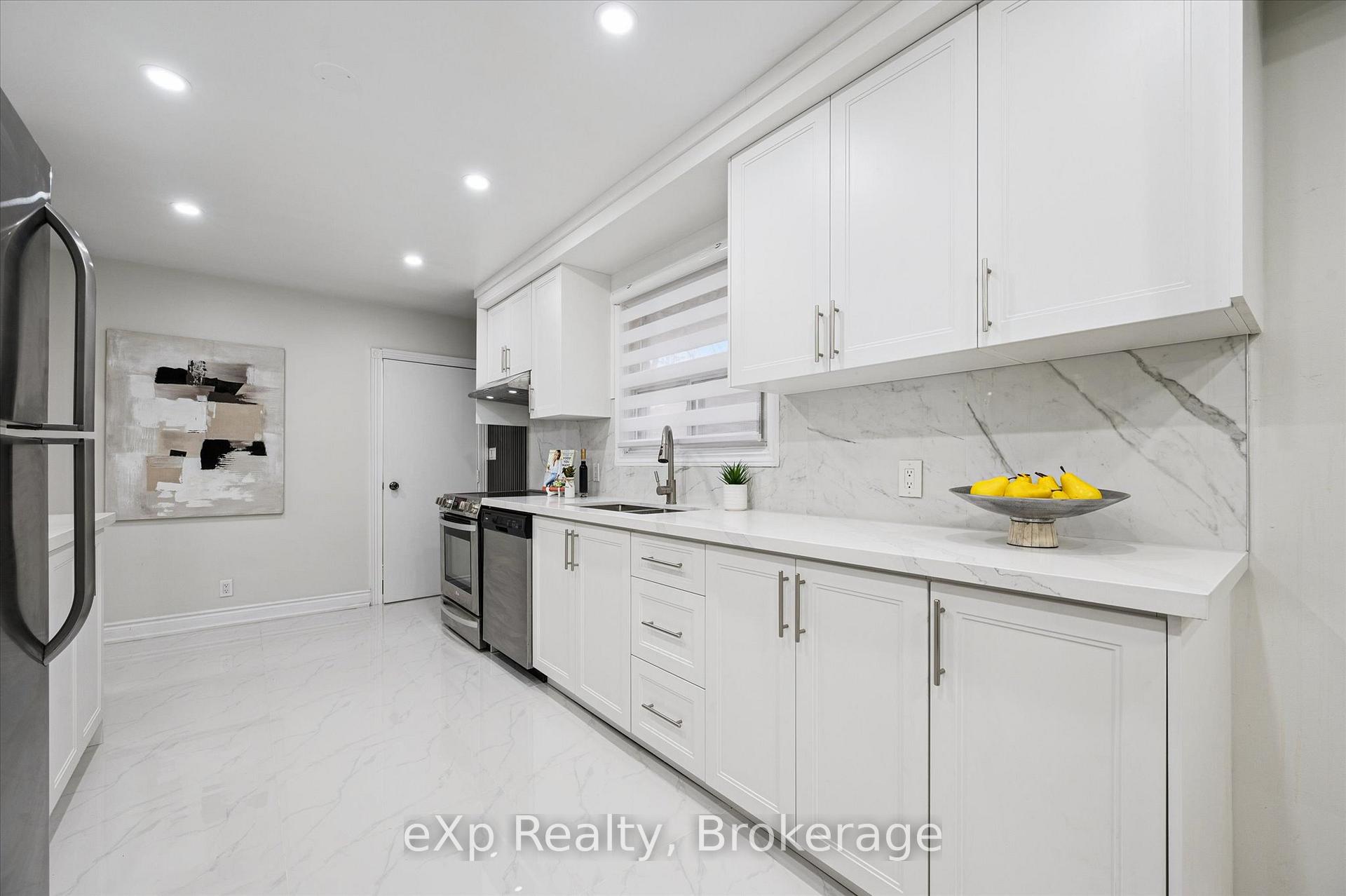 Photo 6 of 53 Nicklin Crescent, Guelph, Riverside Park — HOMEH