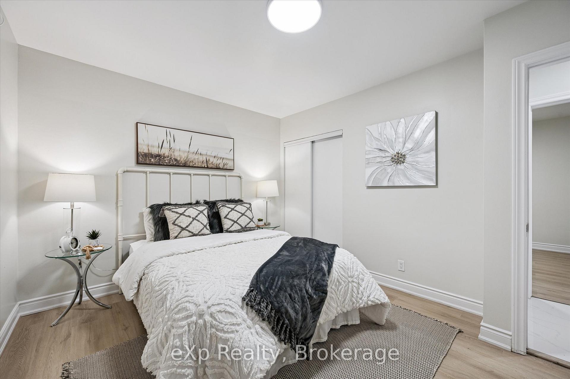 Photo 9 of 53 Nicklin Crescent, Guelph, Riverside Park — HOMEH
