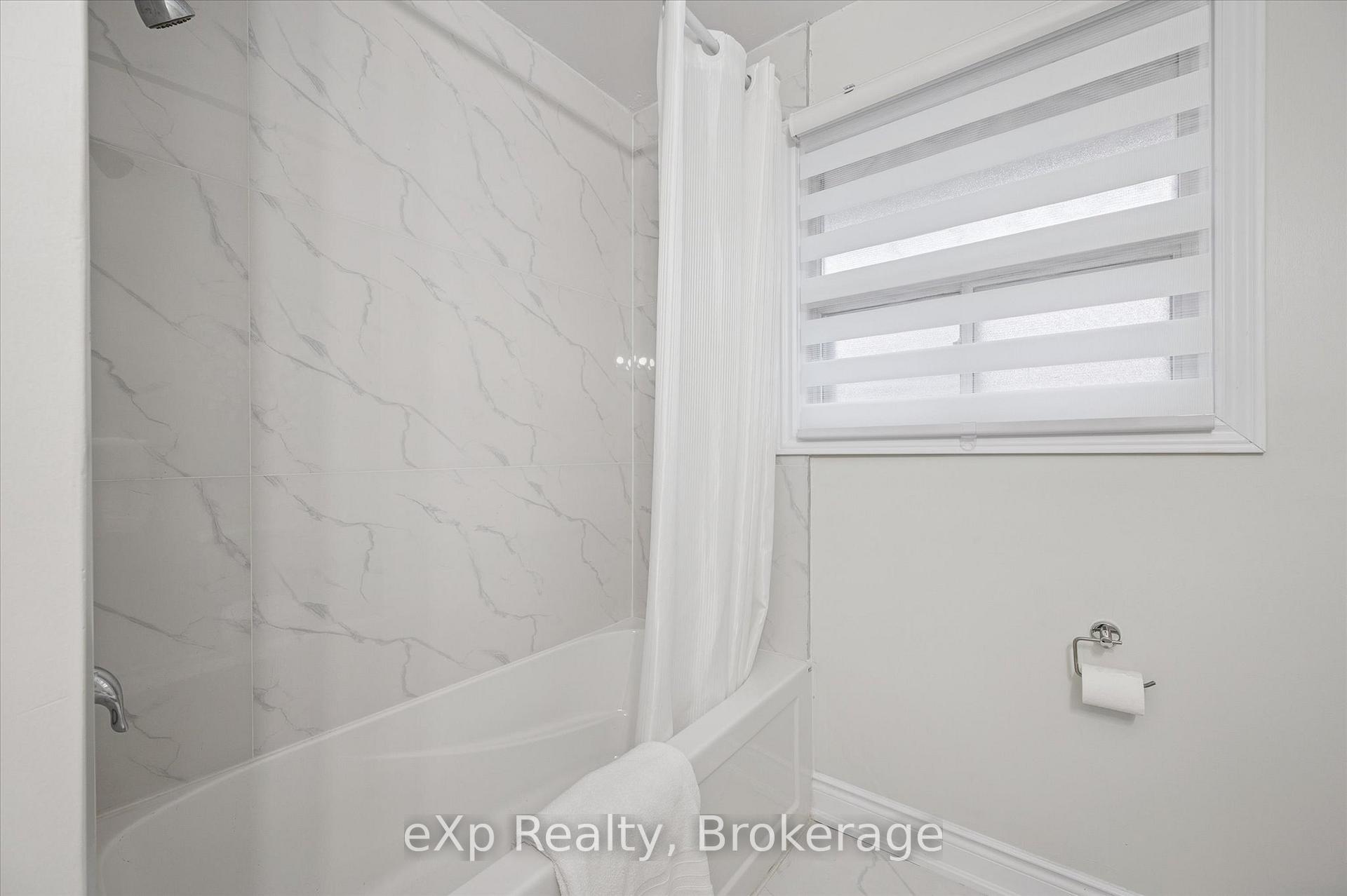 Photo 29 of 53 Nicklin Crescent, Guelph, Riverside Park — HOMEH