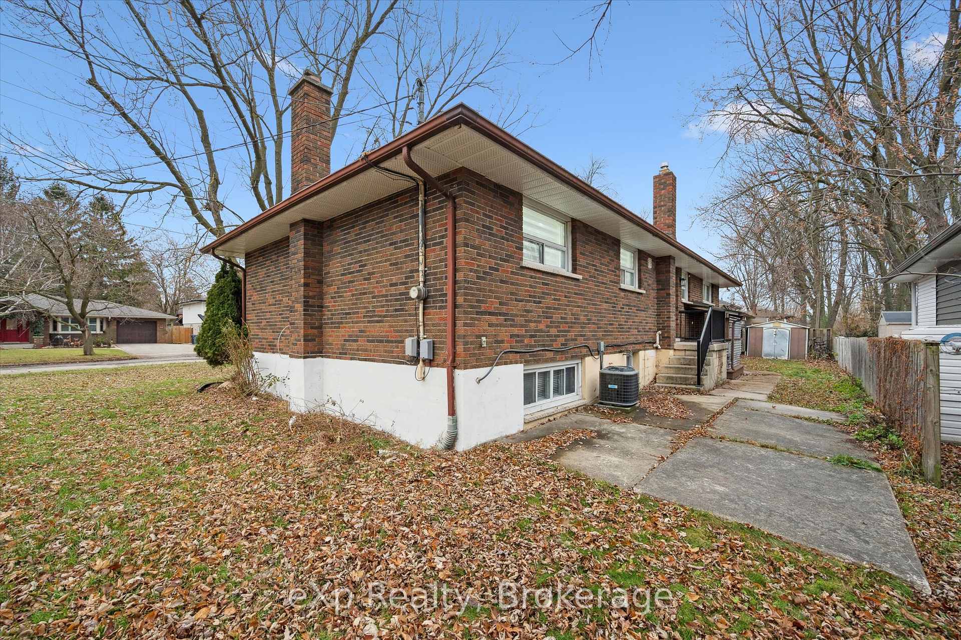 Photo 33 of 53 Nicklin Crescent, Guelph, Riverside Park — HOMEH