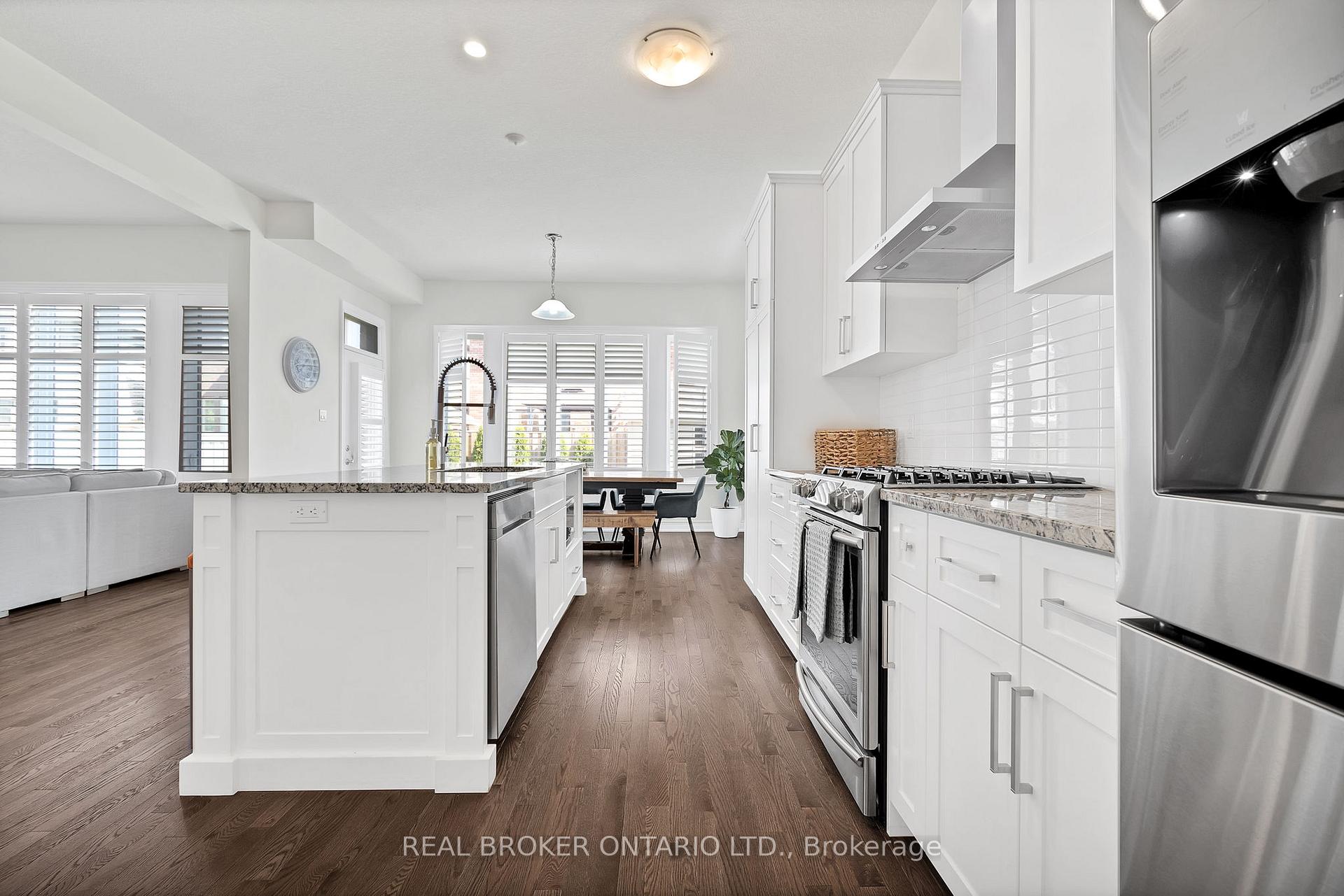 Photo 41 of 206 Carriage Way S, Waterloo — HOMEH