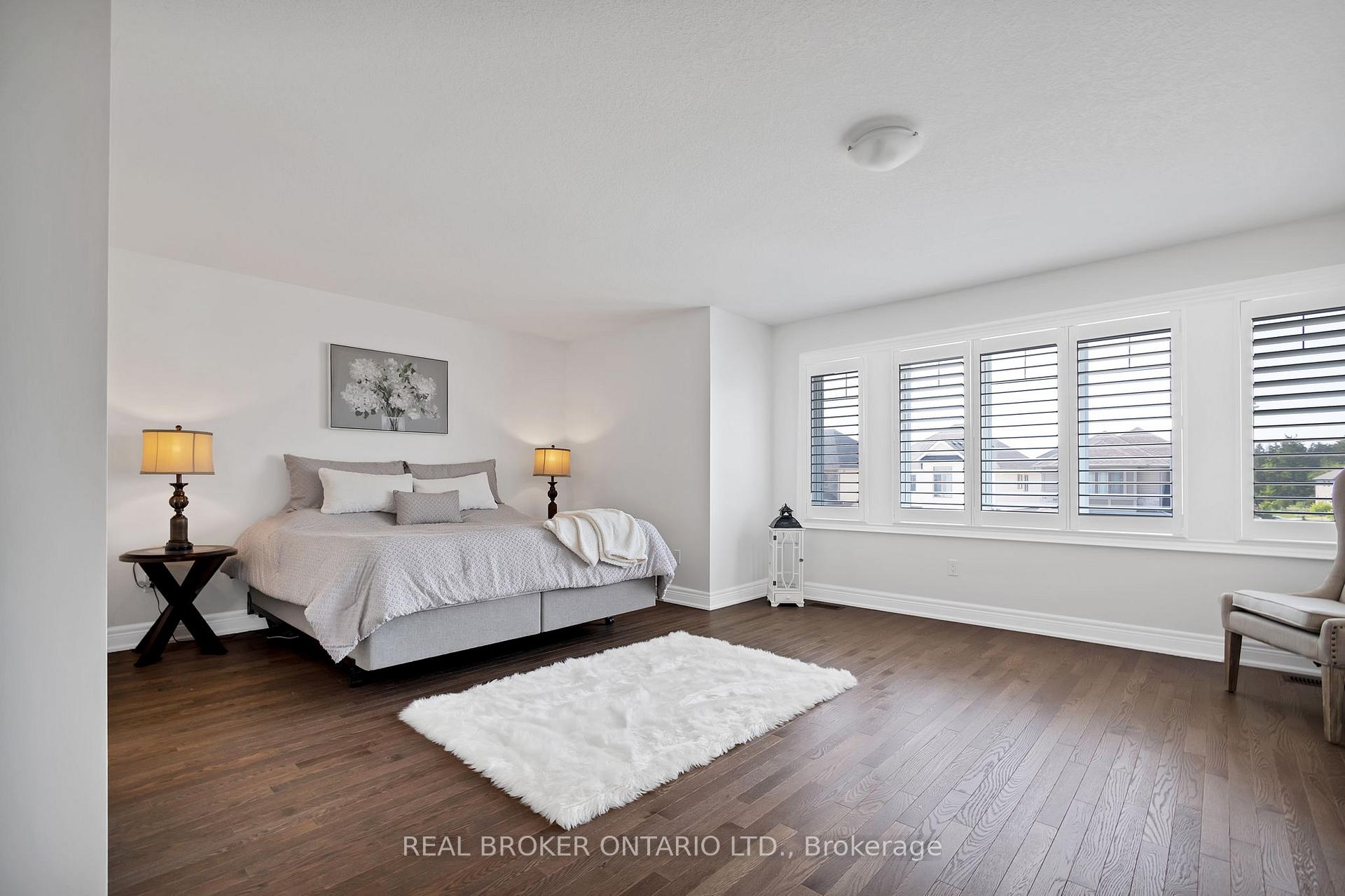 Photo 27 of 206 Carriage Way S, Waterloo — HOMEH