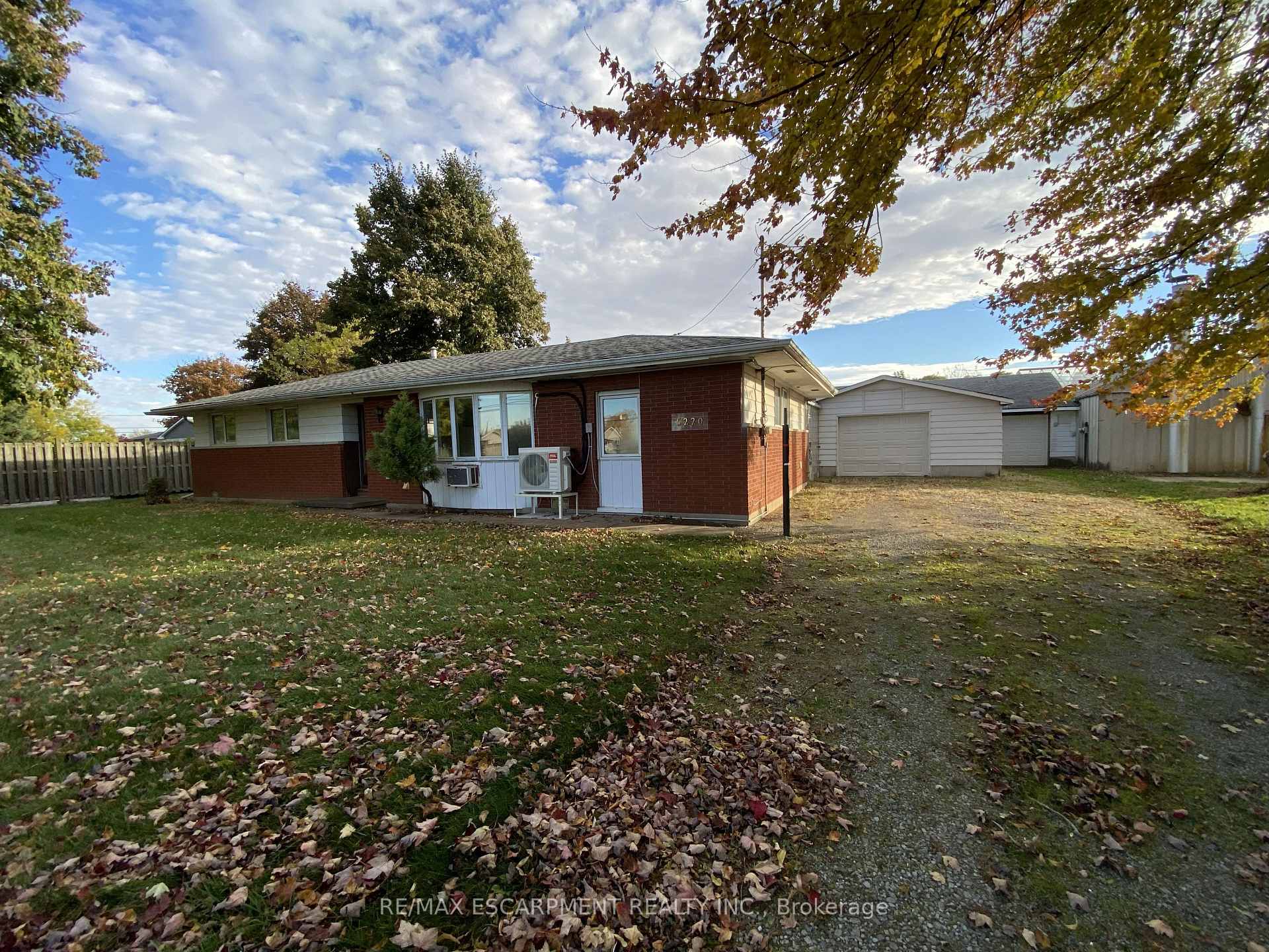Photo 3 of 5220 Greenlane Road, Lincoln, Lincoln Lake — HOMEH