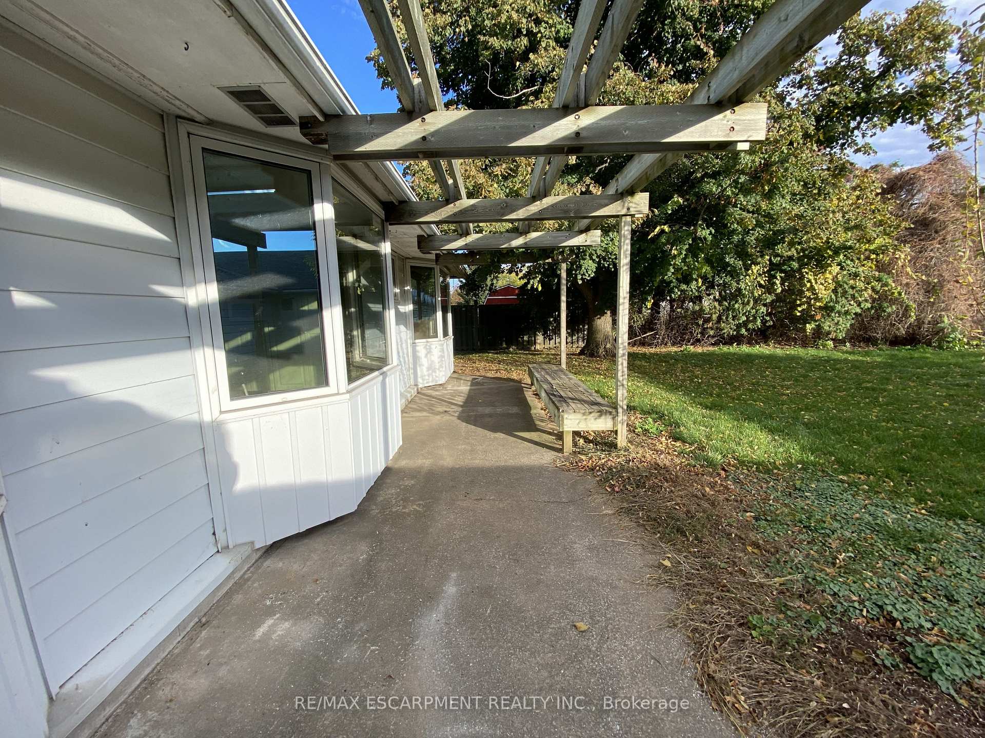 Photo 5 of 5220 Greenlane Road, Lincoln, Lincoln Lake — HOMEH