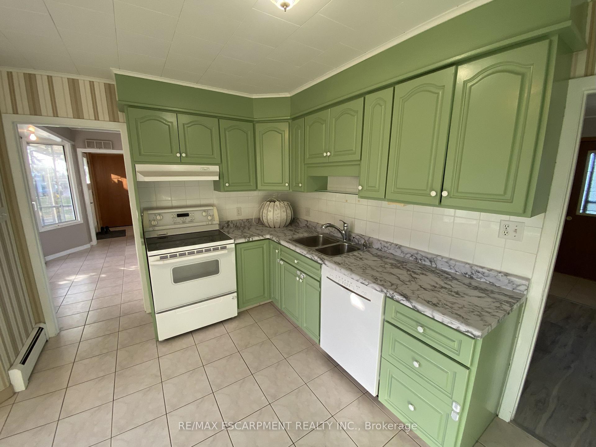 Photo 16 of 5220 Greenlane Road, Lincoln, Lincoln Lake — HOMEH