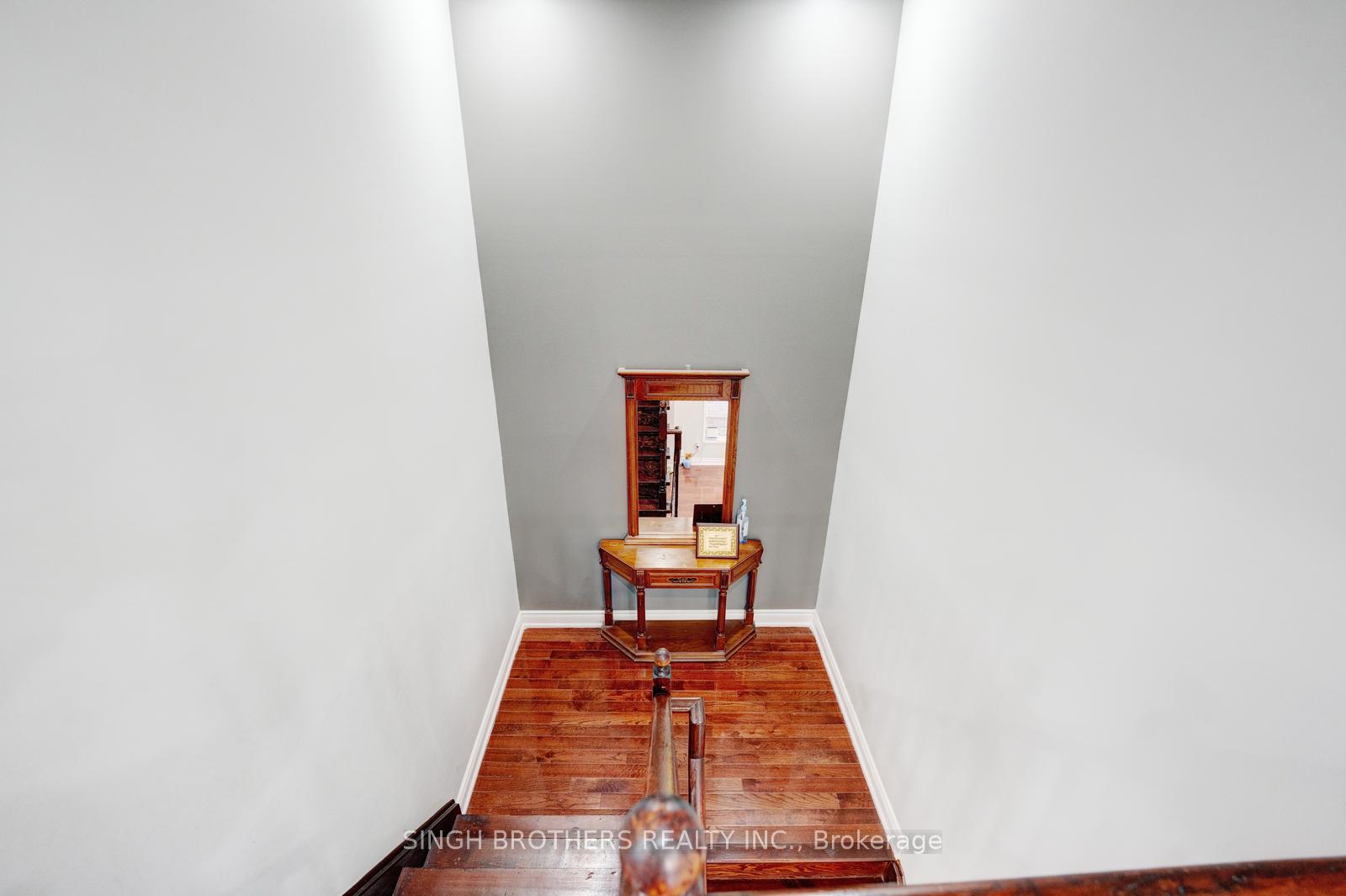 Photo 19 of 28 Jordensen Drive, Brampton, Credit Valley — HOMEH