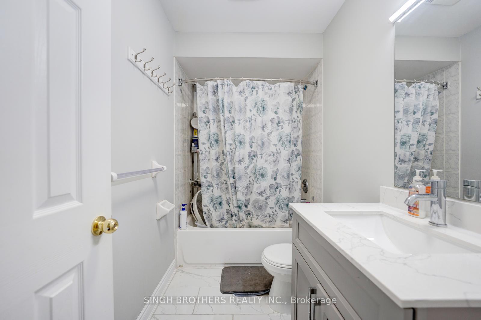 Photo 15 of 28 Jordensen Drive, Brampton, Credit Valley — HOMEH