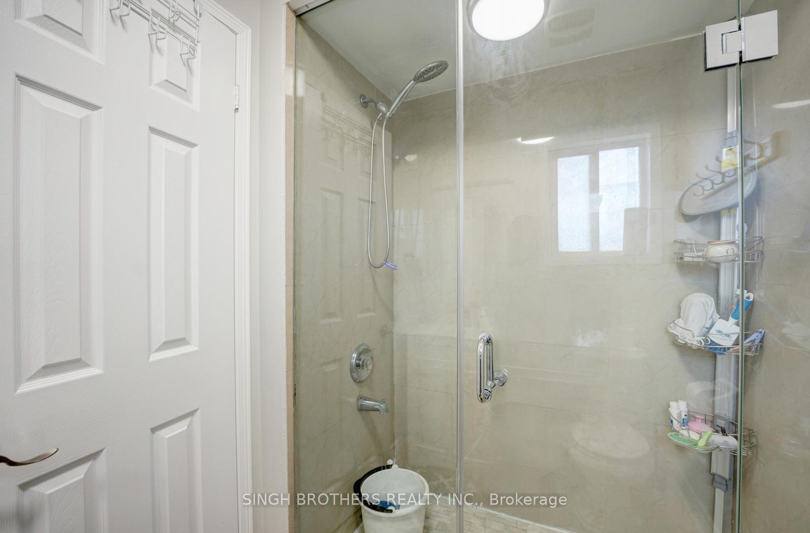 Photo 41 of 28 Jordensen Drive, Brampton, Credit Valley — HOMEH