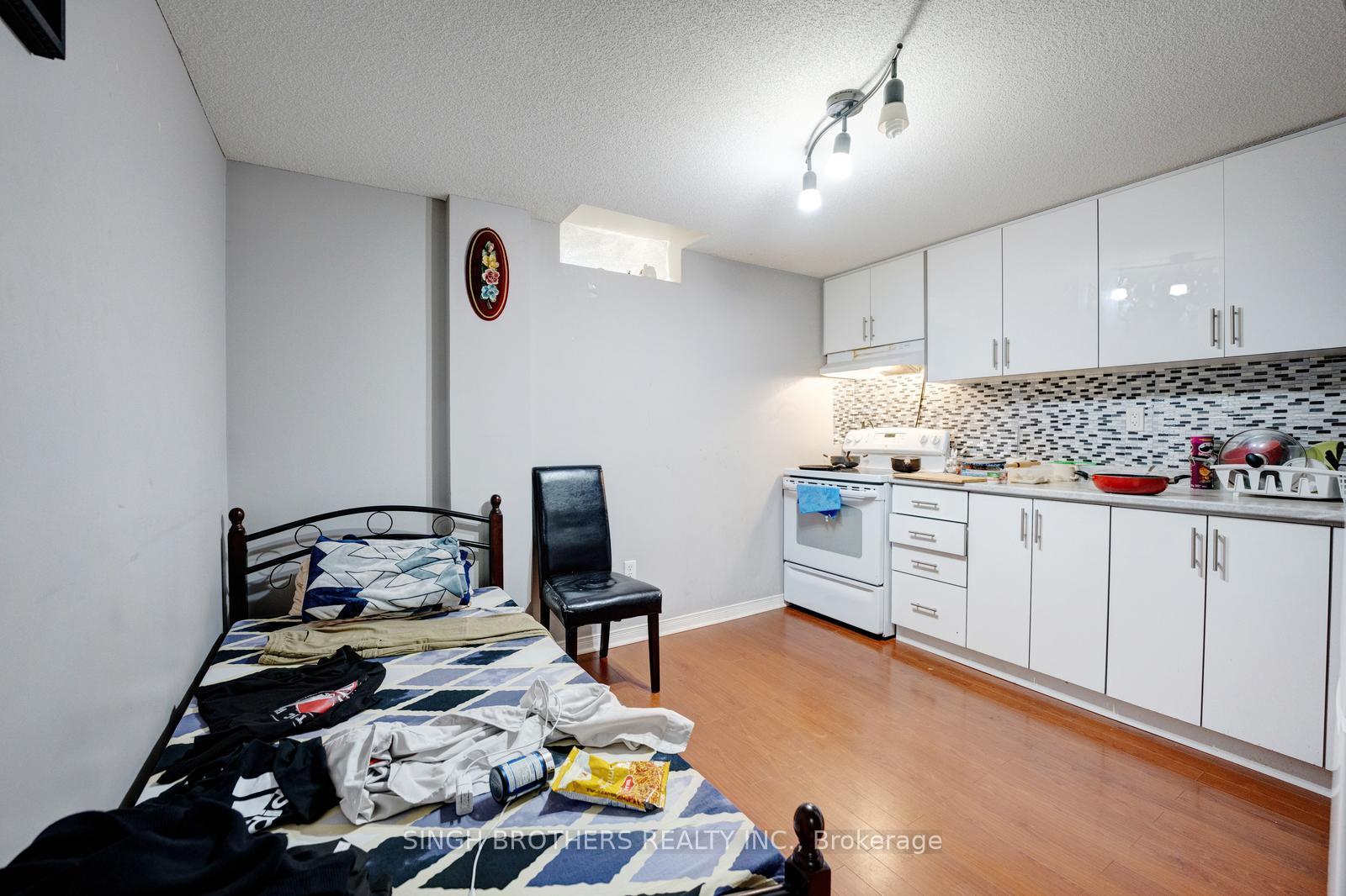 Photo 30 of 28 Jordensen Drive, Brampton, Credit Valley — HOMEH