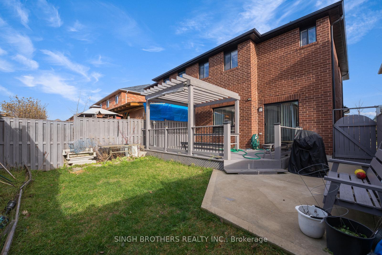 Photo 38 of 28 Jordensen Drive, Brampton, Credit Valley — HOMEH
