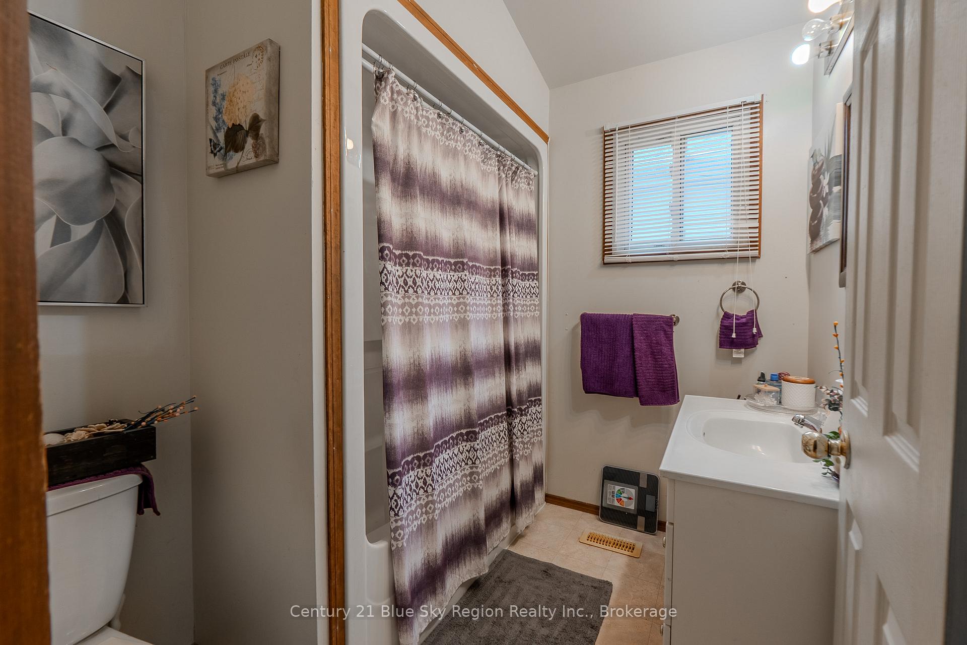 Photo 37 of 242 Princess Street E, North Bay, Central — HOMEH