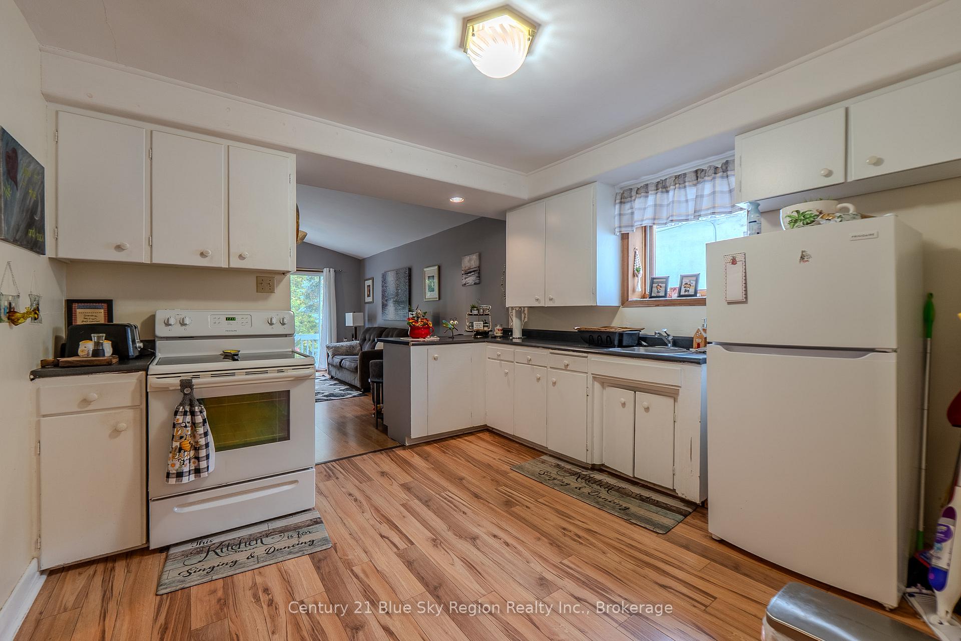 Photo 11 of 242 Princess Street E, North Bay, Central — HOMEH