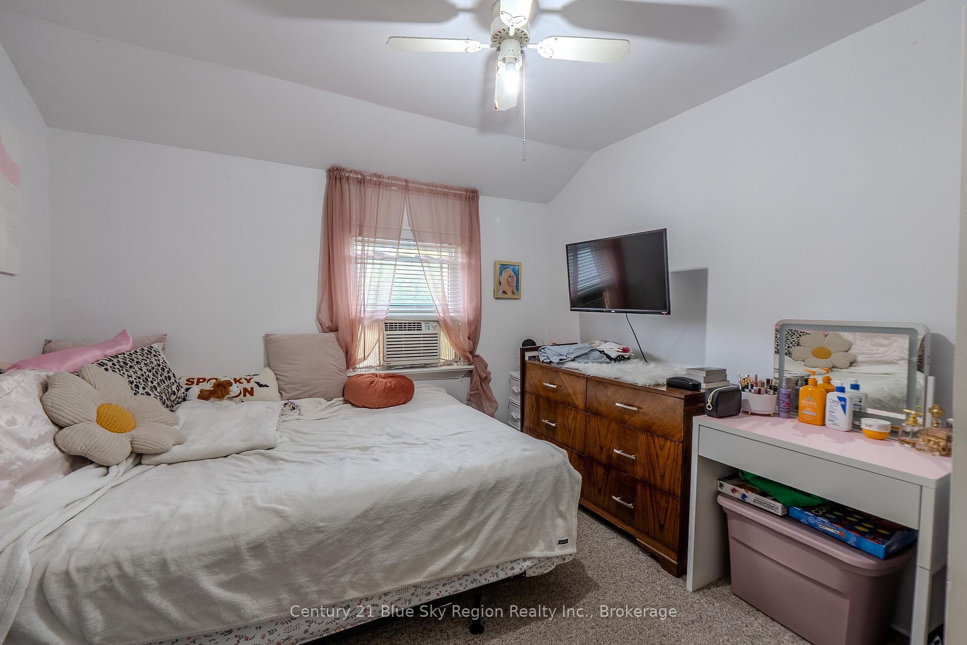 Photo 35 of 242 Princess Street E, North Bay, Central — HOMEH