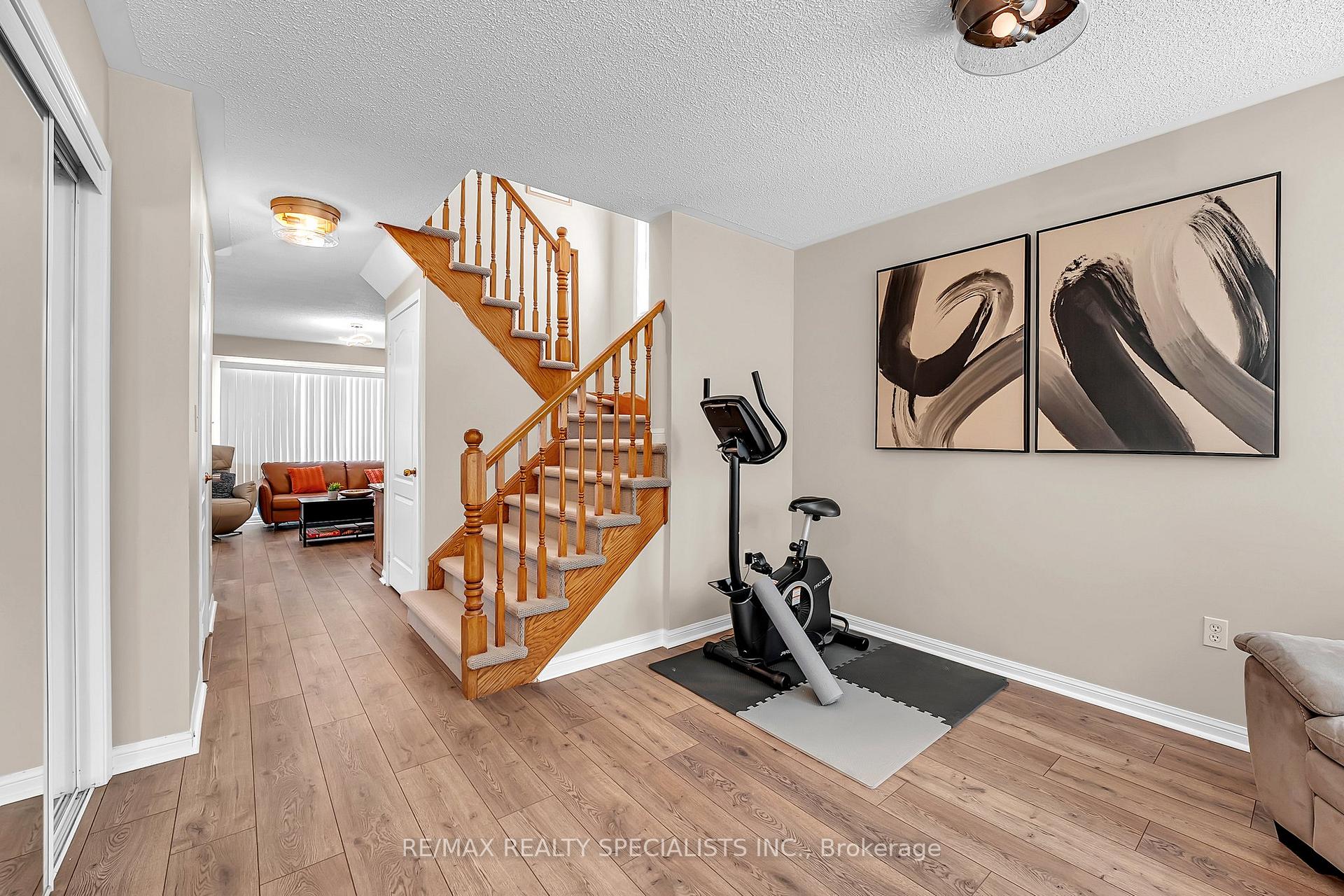 Photo 20 of 37 Jessop Drive, Brampton, Fletcher's Meadow — HOMEH