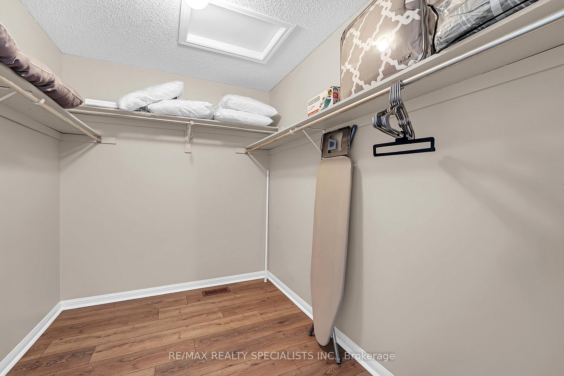 Photo 19 of 37 Jessop Drive, Brampton, Fletcher's Meadow — HOMEH