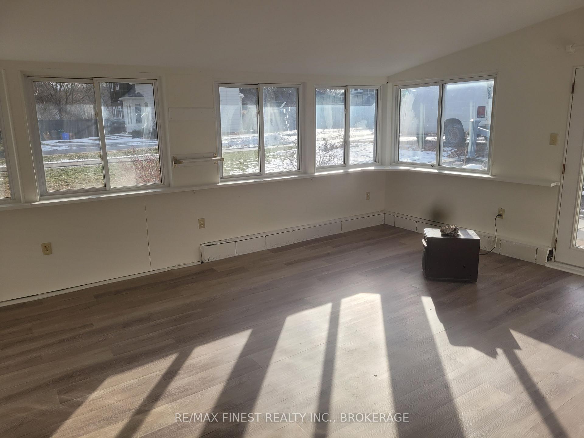 Photo 30 of 8 Catherine Street, Prince Edward County, Picton Ward — HOMEH