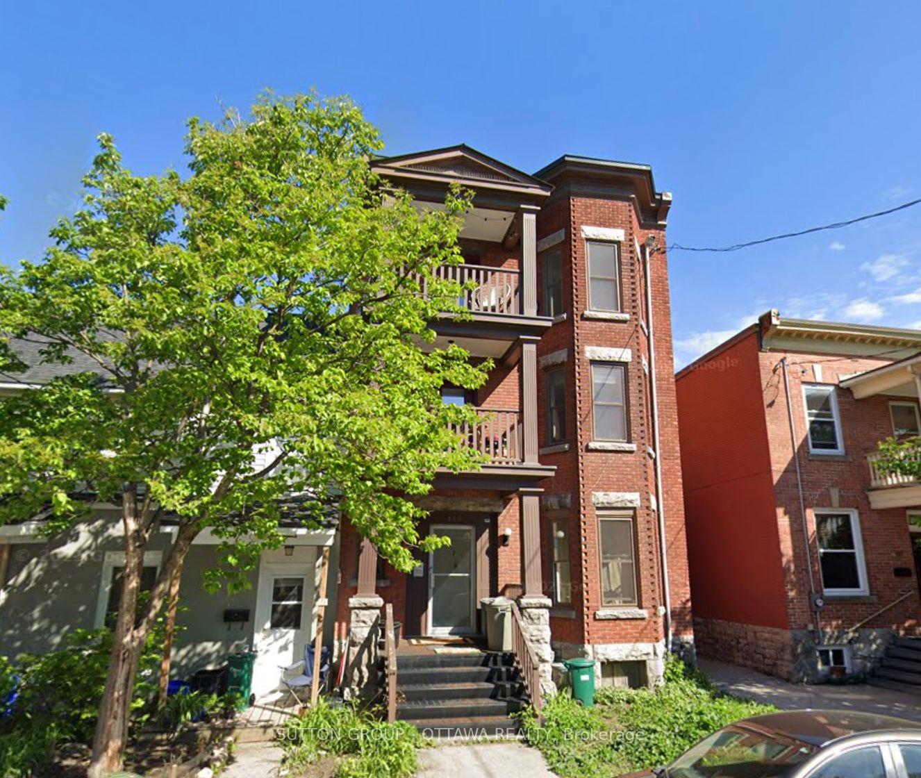 Front of Unit 2A, 149 St Andrew Street