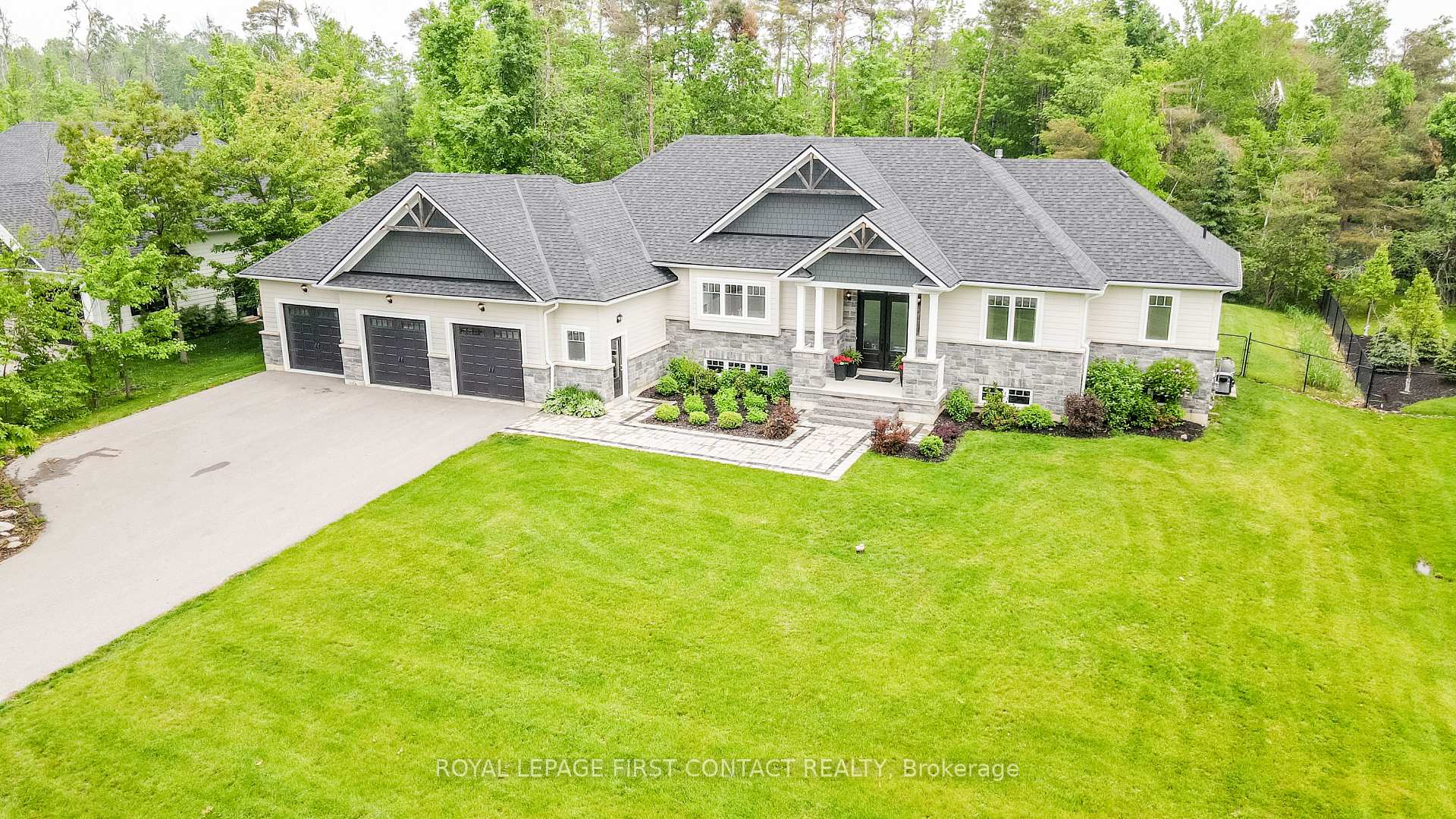 Photo 4 of 2066 Elana Drive, Severn, Marchmont — HOMEH