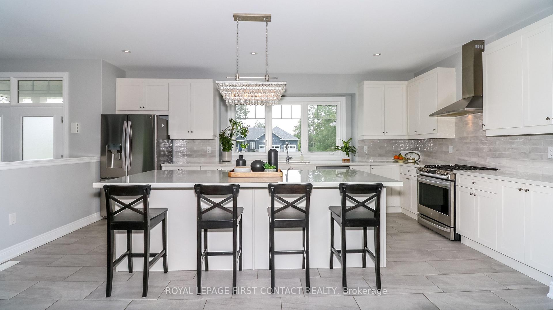 Photo 10 of 2066 Elana Drive, Severn, Marchmont — HOMEH