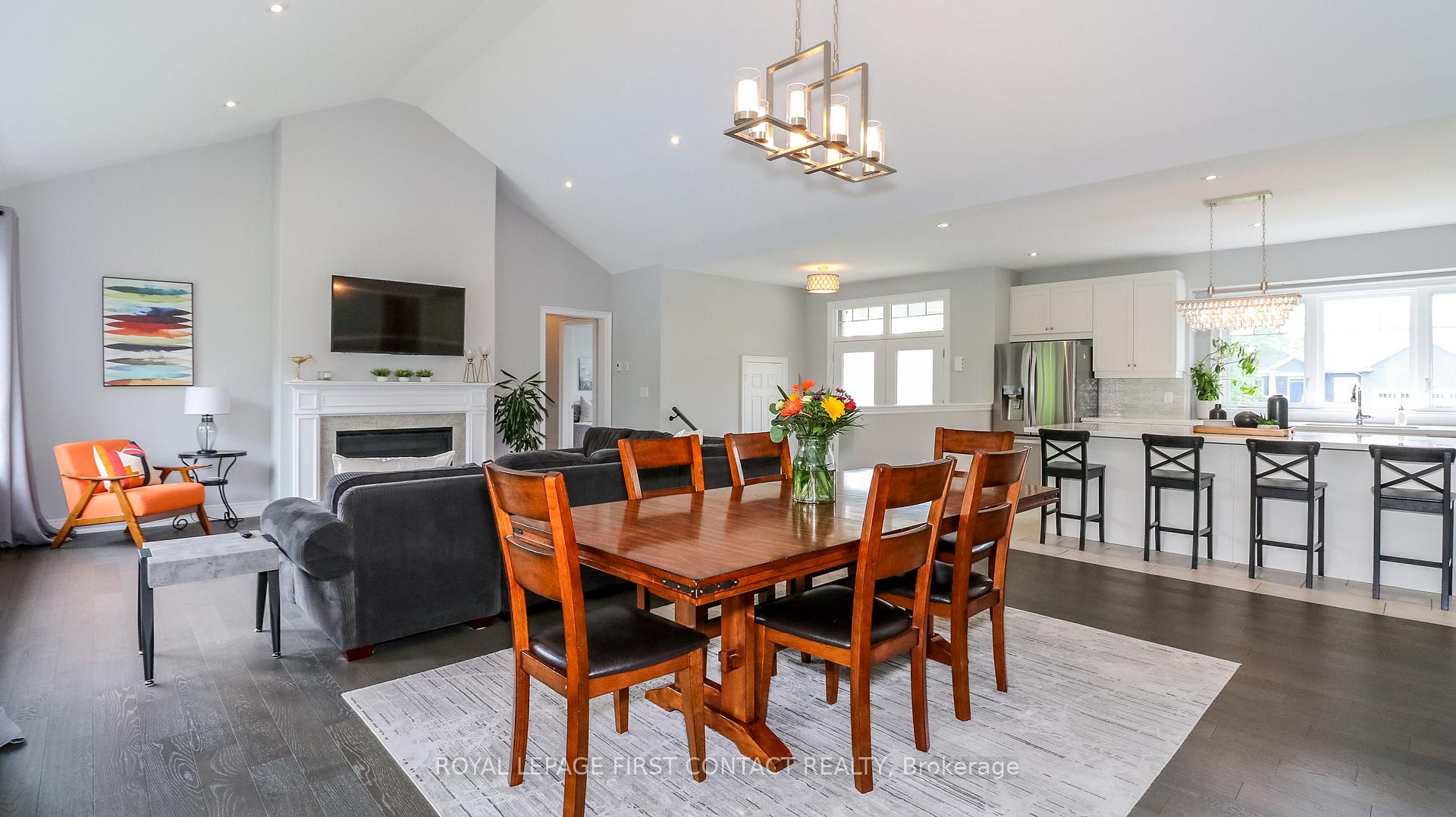 Photo 13 of 2066 Elana Drive, Severn, Marchmont — HOMEH