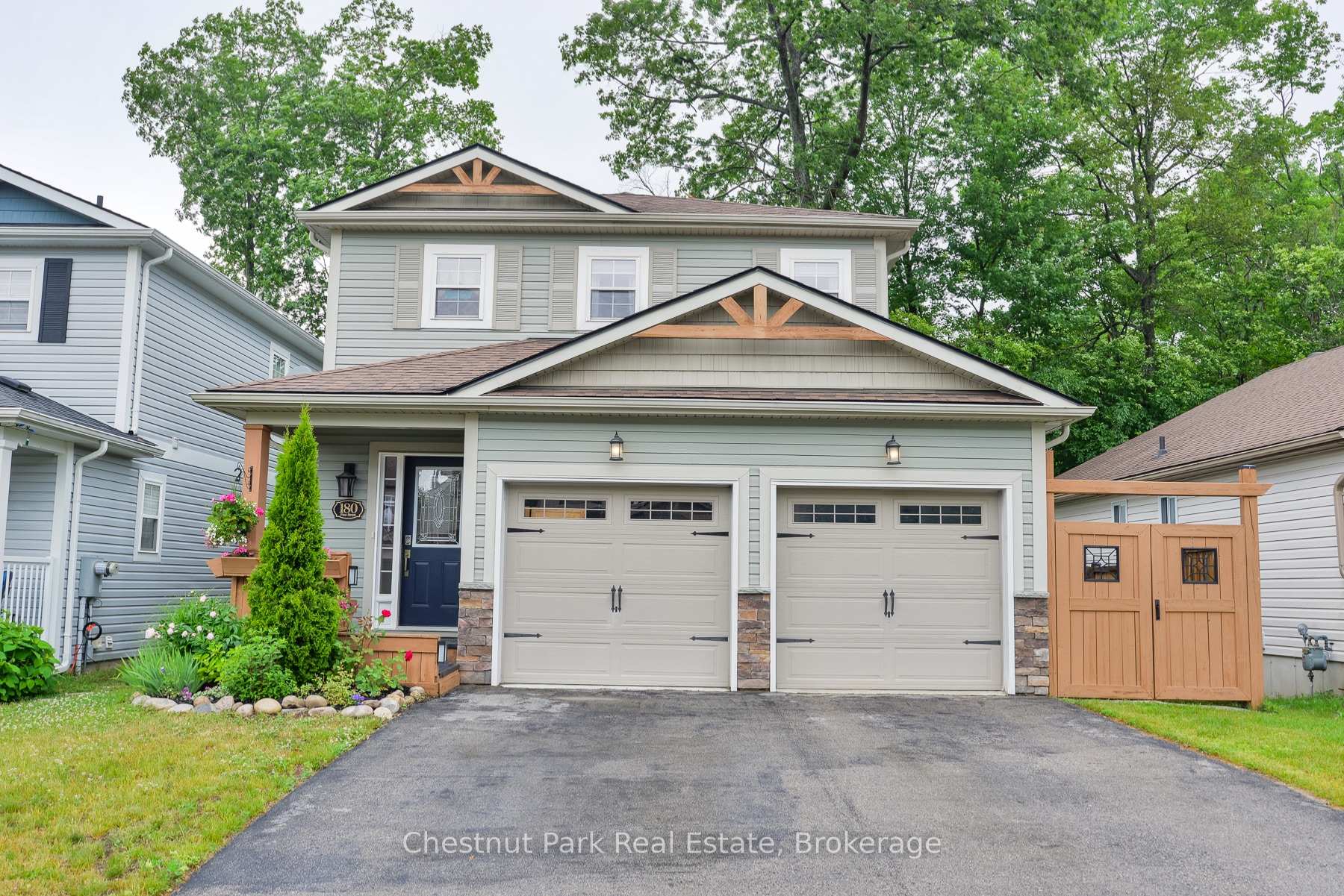 Photo 1 of 180 Pine Street, Gravenhurst, Wood (Gravenhurst) — HOMEH