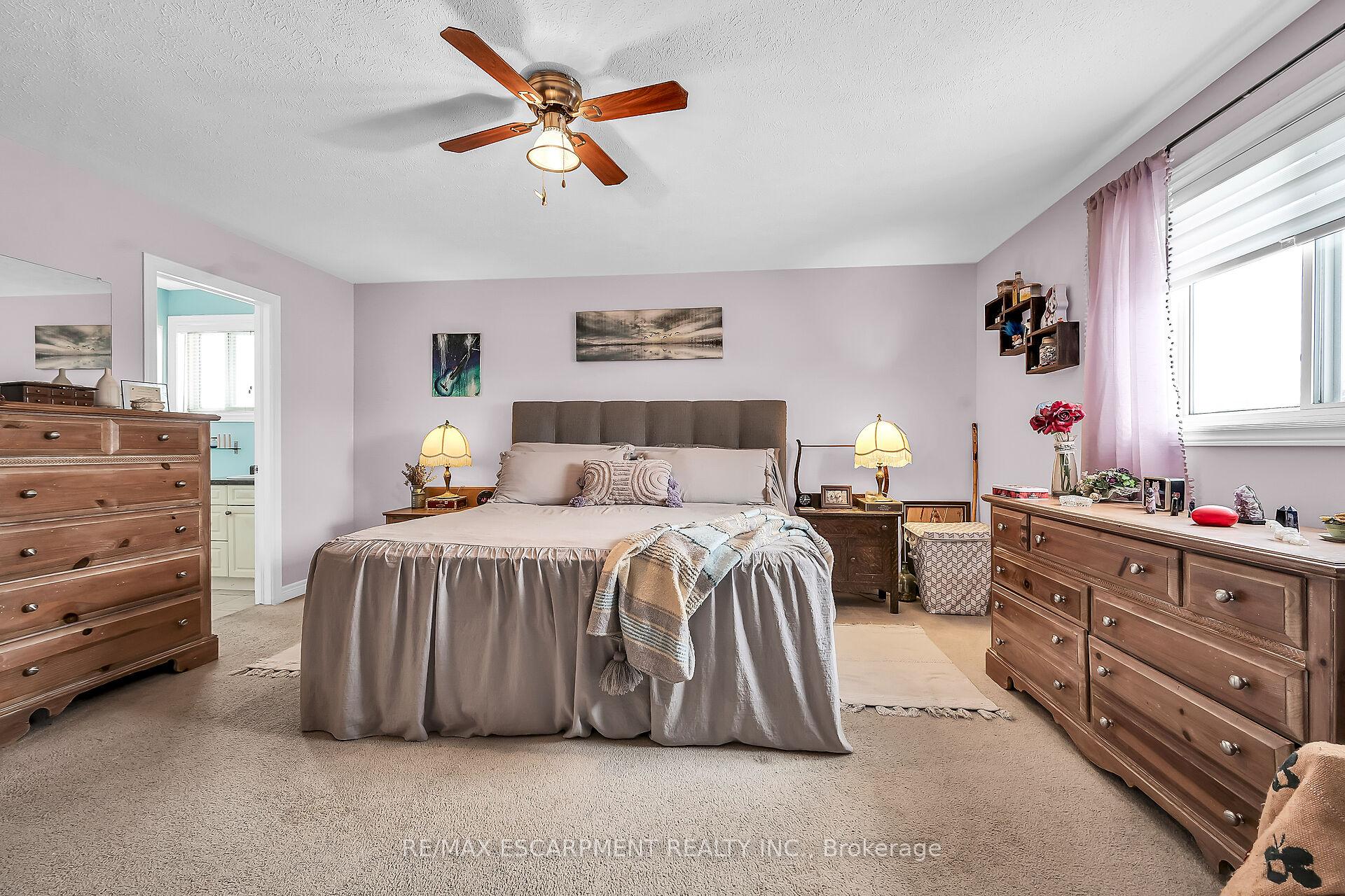 Photo 15 of 10 Oak Street, Haldimand — HOMEH